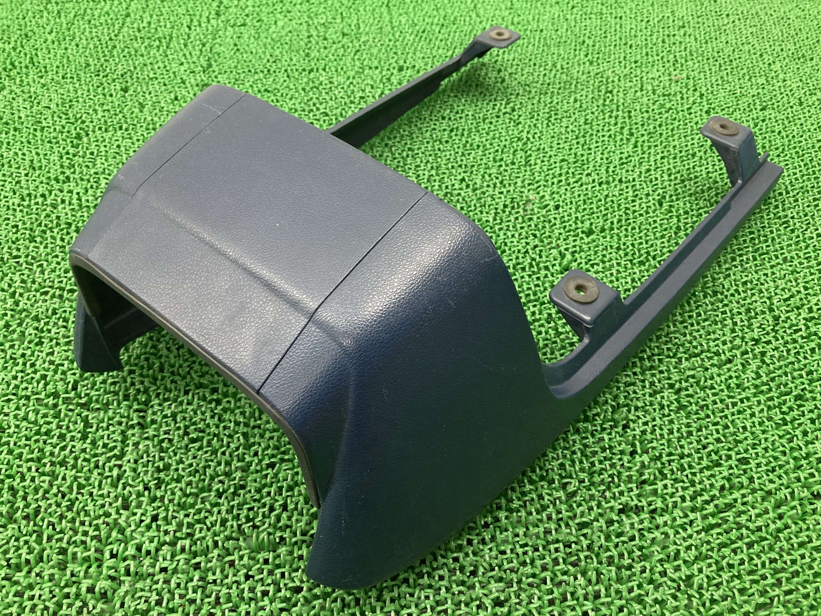 GSX400Sカタナ テールカウル 紺 45D スズキ 純正 バイク 部品 GK77A シートカウル 品薄 希少品 コンディション良好 車検 Genuine 【中古】 Hr