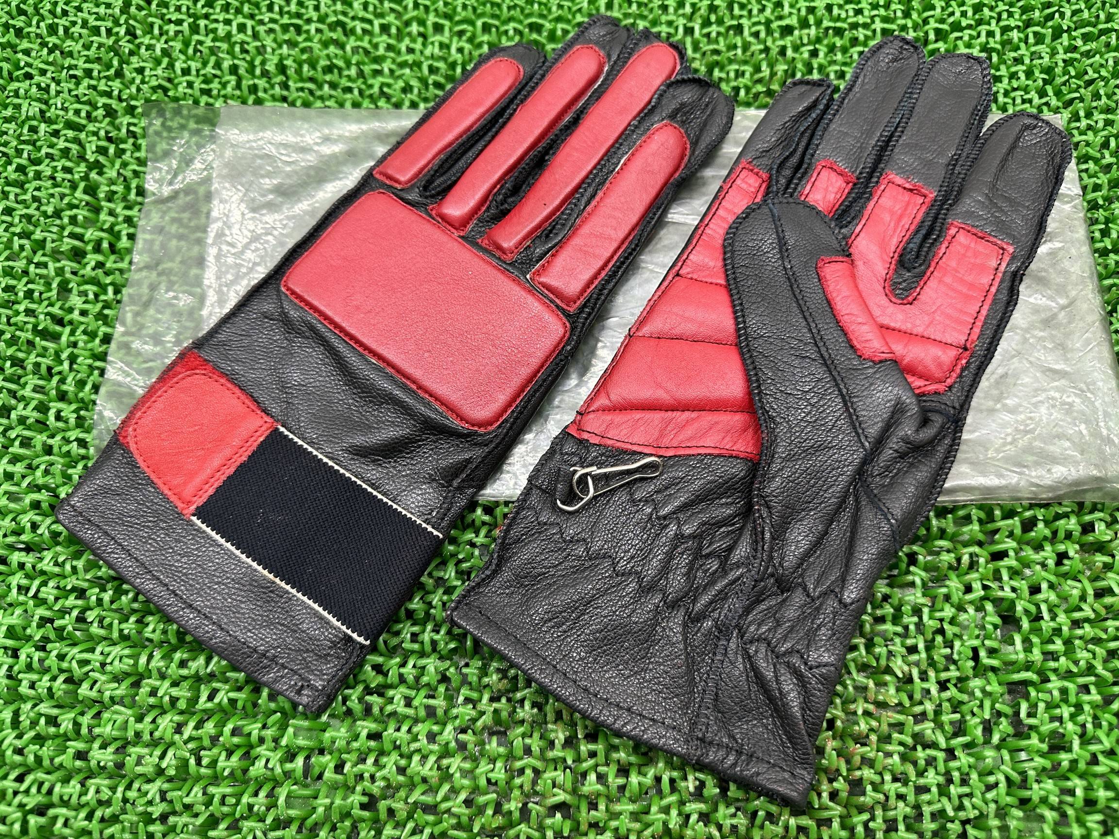 吉田林業製 グローブ 左右 黒/赤 在庫有 即納 社外 新品 バイク 部品 レーシンググローブ 未使用品 Mサイズ 上質牛革 絶版 当時物 Gw