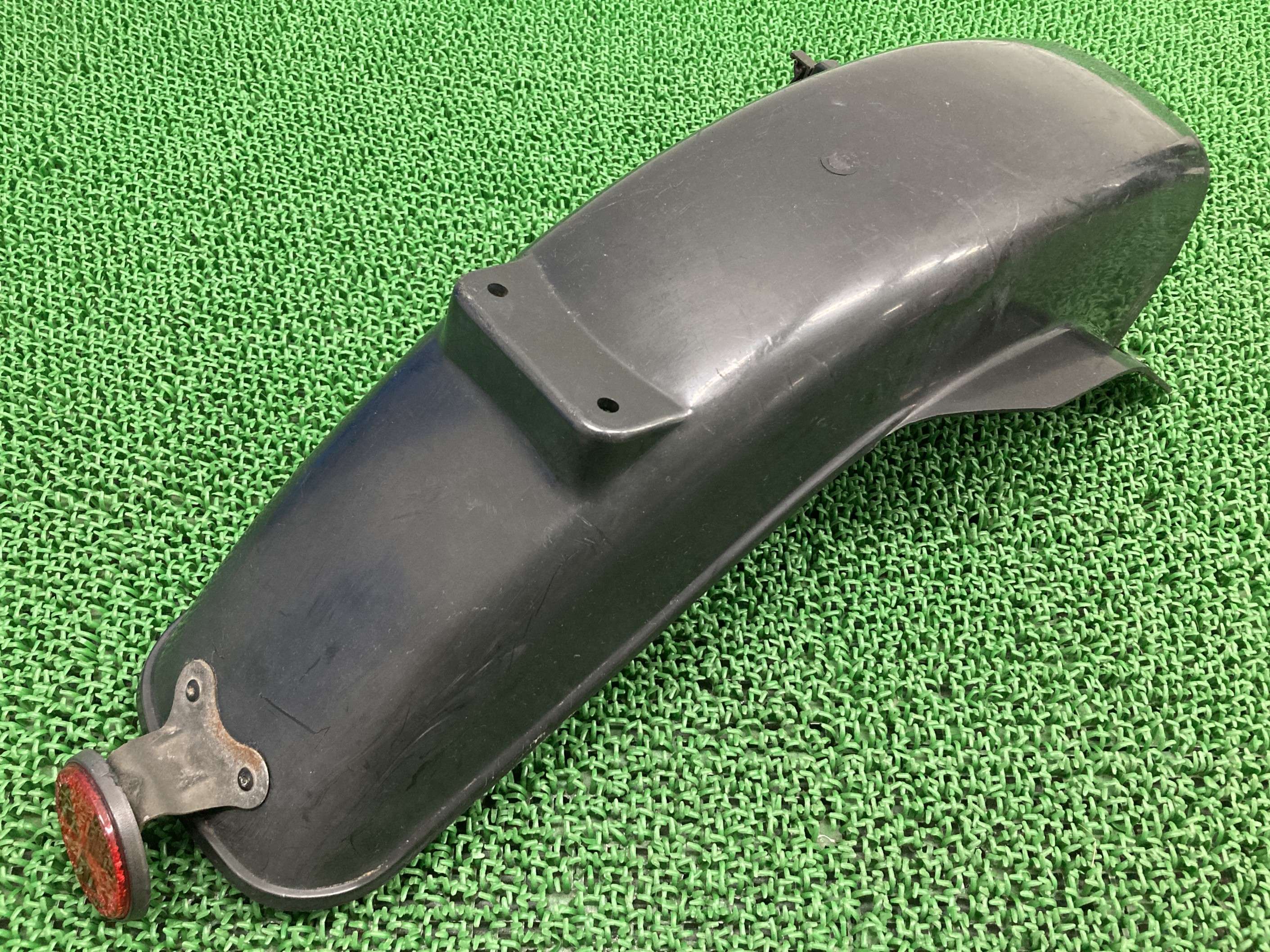 RZ350 リアフェンダー 4L0 ヤマハ 純正 バイク 部品 4U0 RZ350 4L3 当時物 リフレクター 車検 Genuine 【中古】 oY