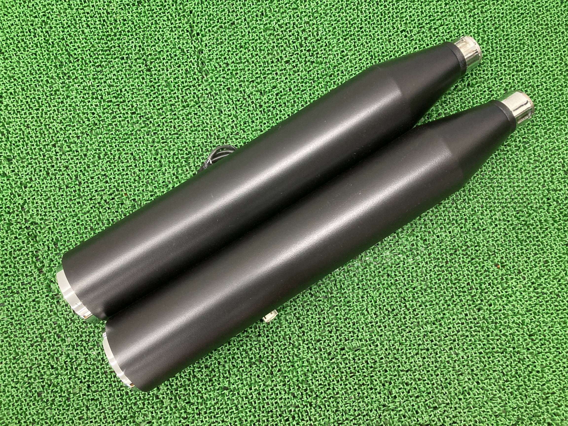FXBRS1870 サイレンサーマフラー 64900939/64900940 ハーレー 純正 バイク 部品 64900939 64900940 ヒートガード ソフテイル ブレイクアウト114 O2センター 車検 Genuine 【中古】 bT|ティーエスパーツ 店