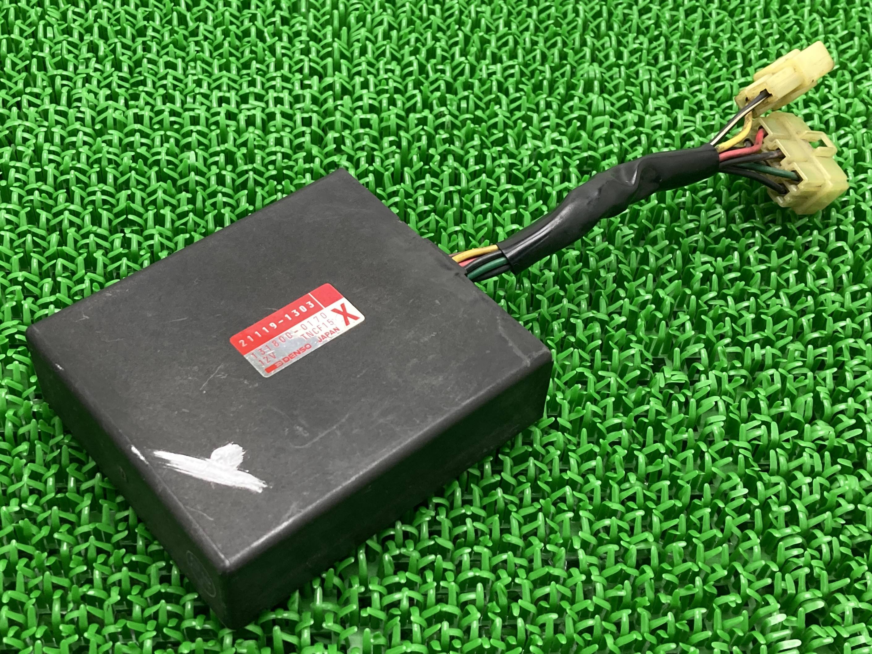 ZZ-R1100 イグナイター カワサキ 純正 バイク 部品 ZX1100C CDI 機能的問題なし 品薄 希少品 車検 Genuine 【中古】 vR|ティーエスパーツ 店