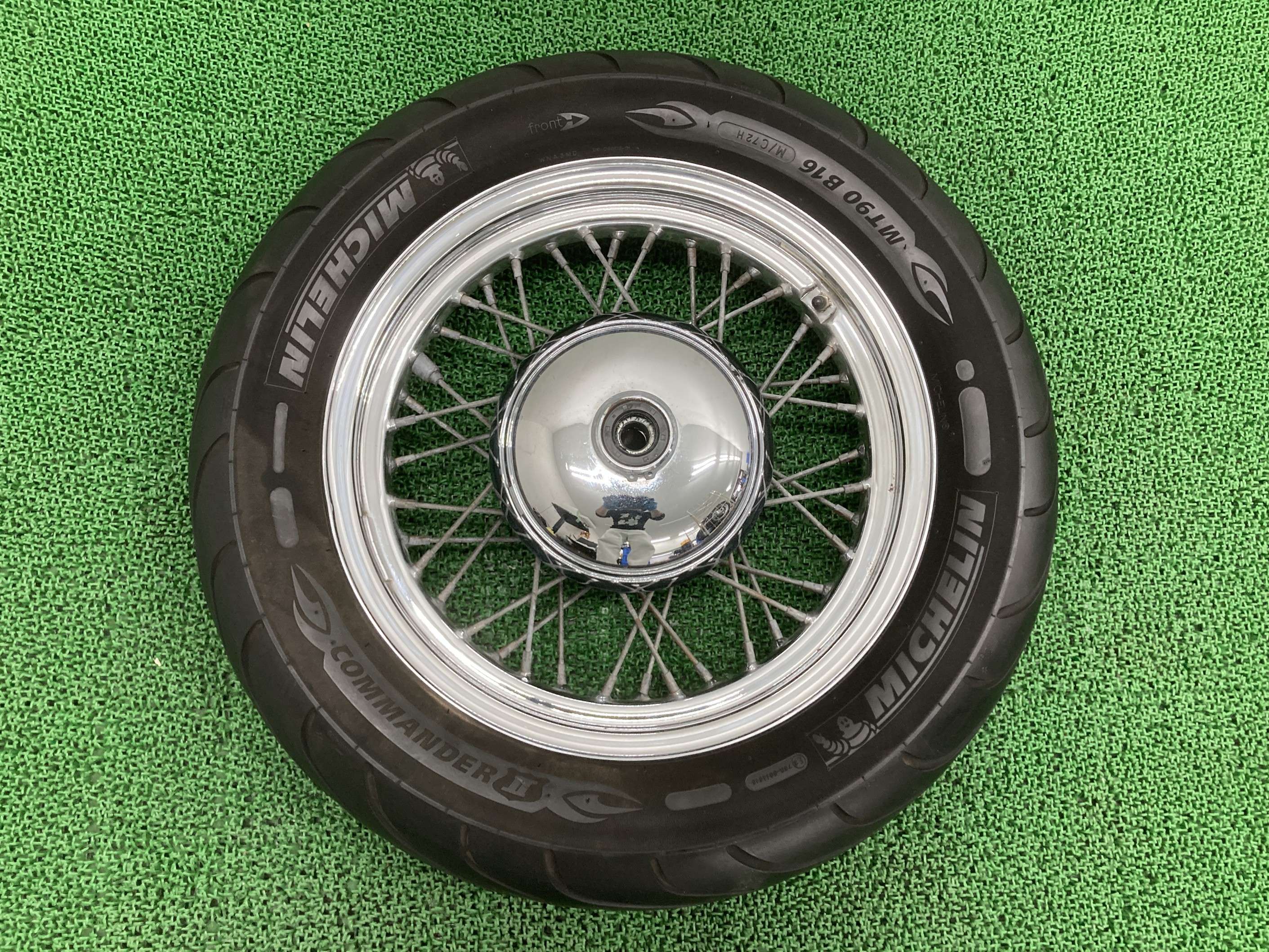 FLSTC1340 フロントホイール ハーレー 純正 バイク 部品 16×3.00 40本スポーク エボ ヘリテイジソフテイルクラシック 修復素材やペイント素材に 車検 Genuine 【中古】 nP 27,170円