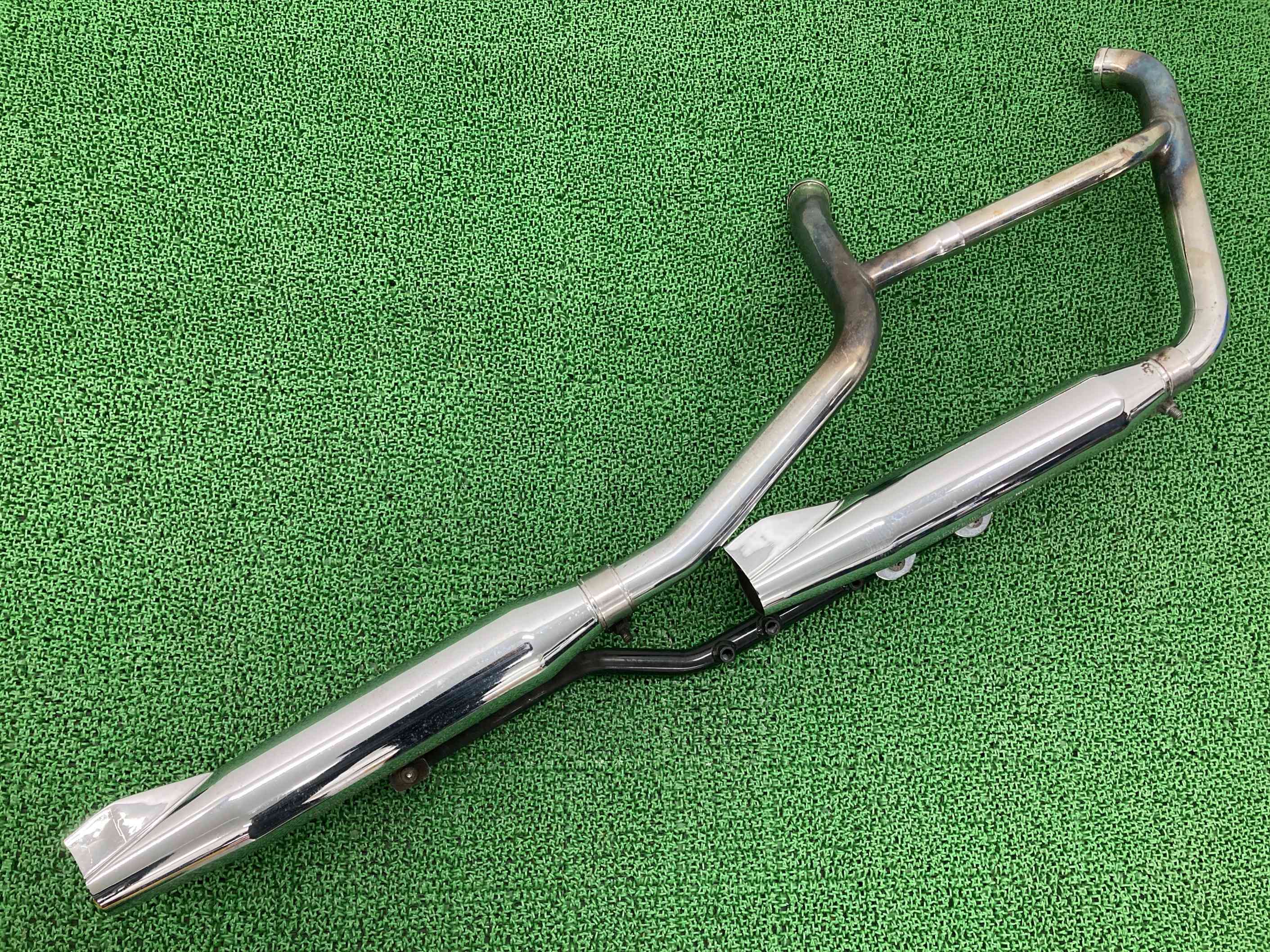 FXSTC1340 マフラー 65855-95/65898-95 ハーレー 純正 バイク 部品 65855-95 65898-95 ソフテイルカスタム EVO エボ 車検 Genuine 【中古】 Ft
