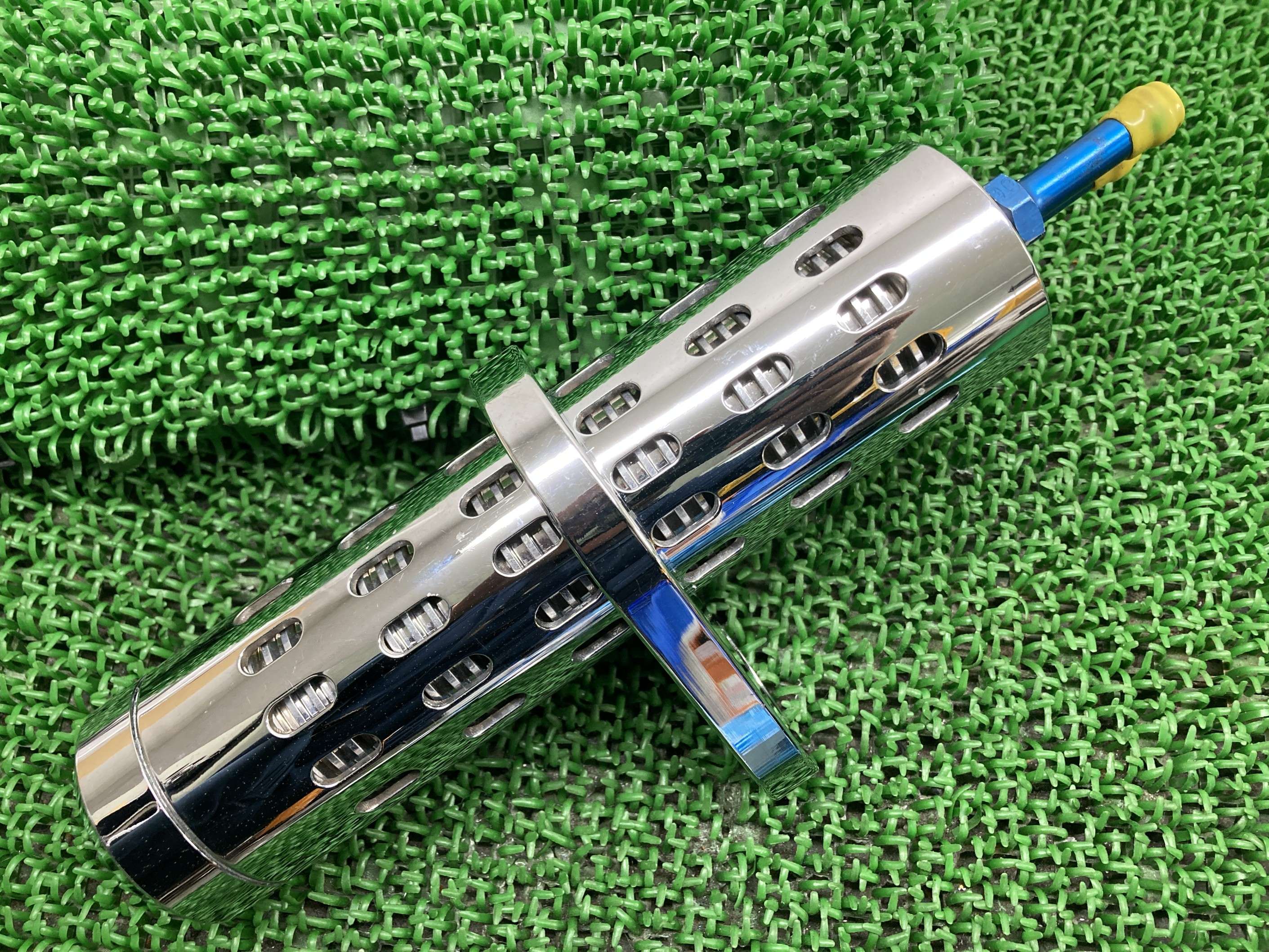 プロワンパフォーマンス製ハーレー オイルクーラー 社外 バイク 部品 ProOne 1-1.25インチフレーム用 クランプ径28mm エボ EVO TC88 【中古】 lE