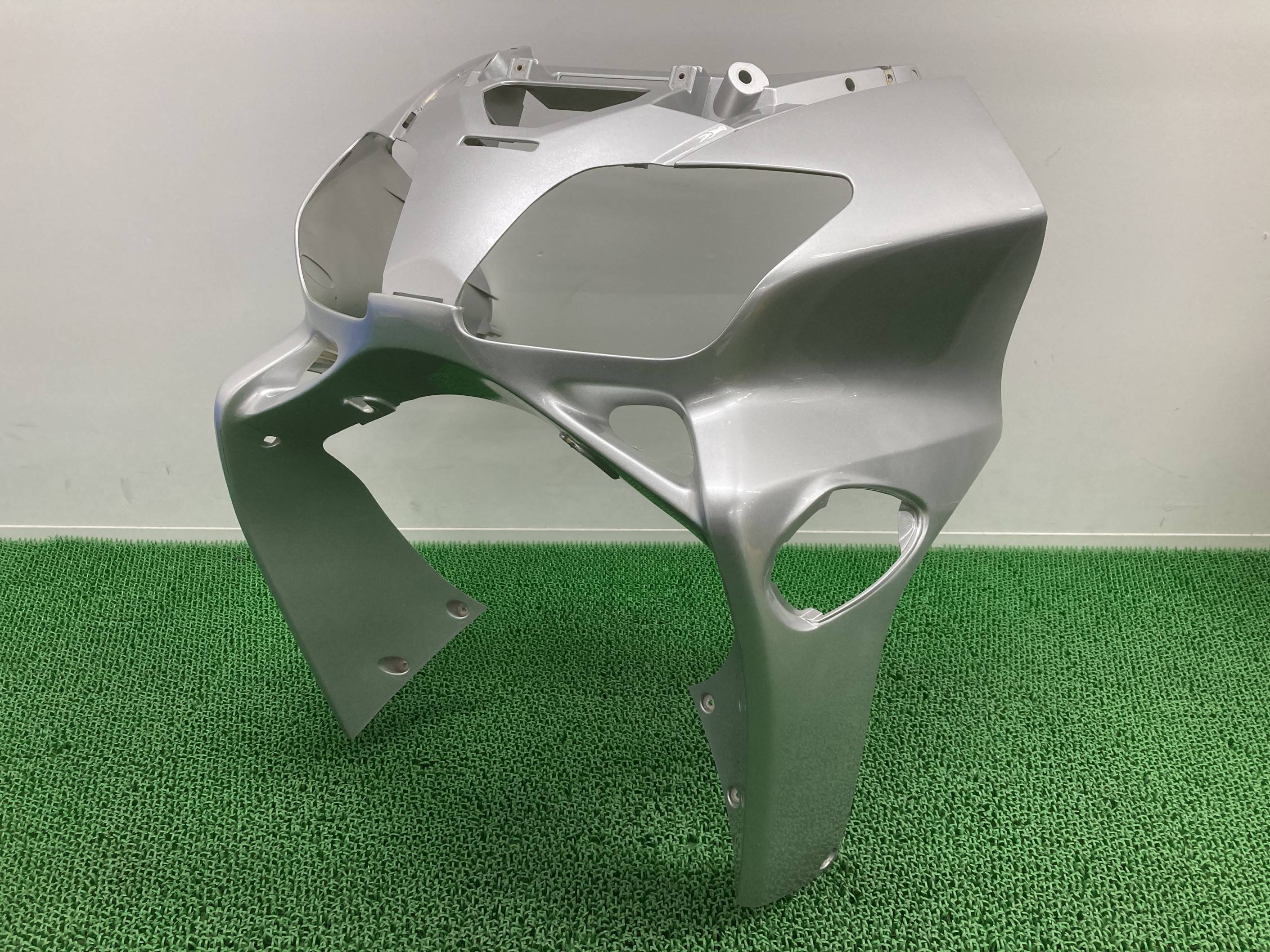 フォルツァ アッパーカウル 銀 KPB ホンダ 純正 バイク 部品 MF06 FORZA フロントカウル フロントマスク 修復素材やペイント素材に 車検 Genuine 【中古】 pX
