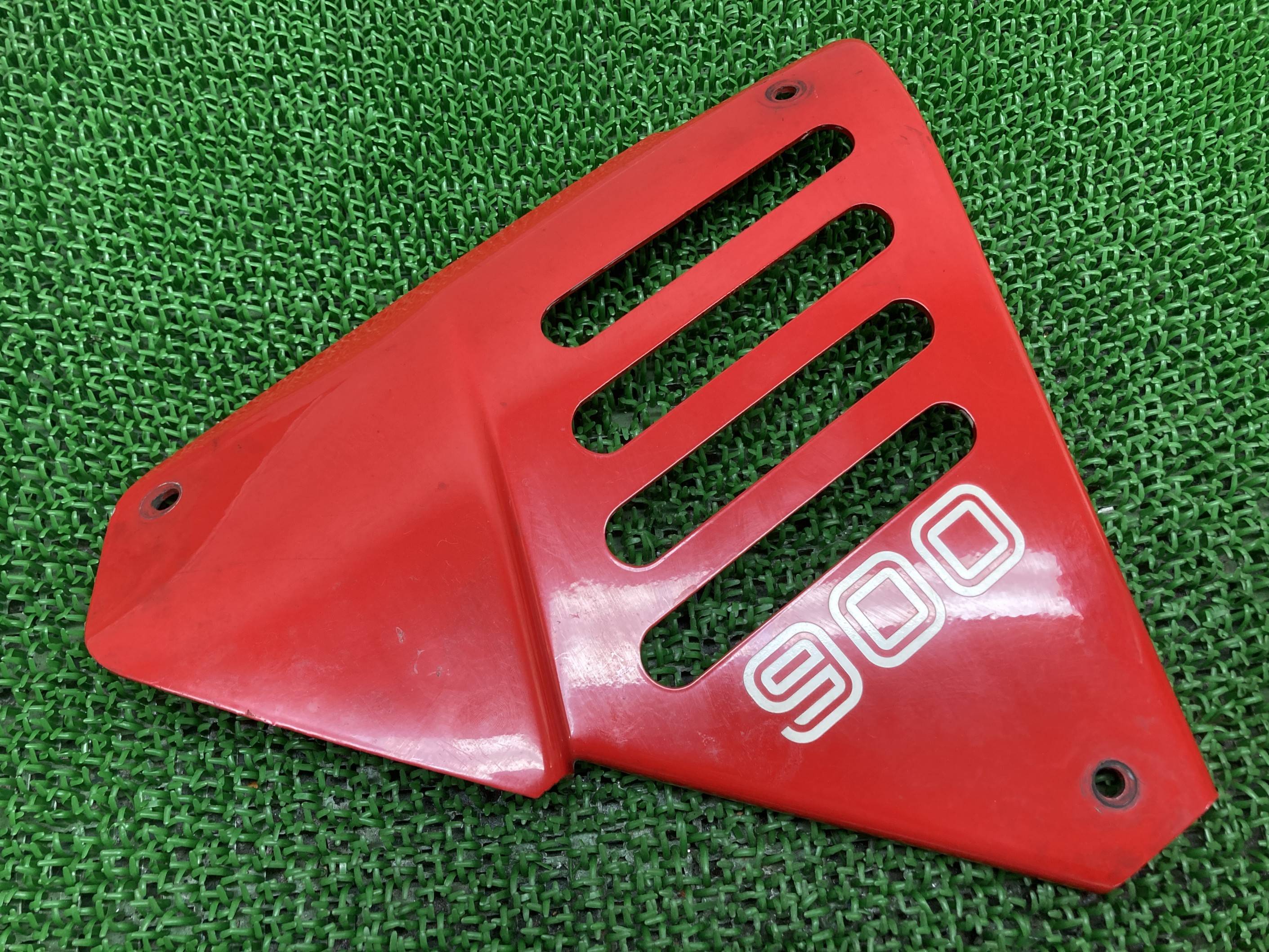 900MHR サイドカバー 赤 右 ドゥカティ 純正 バイク 部品 79-84年 前期 Ducati MikeHailwoodReplica マイクヘイルウッド 車検 Genuine 【中古】 Qr｜ティーエスパーツ　店