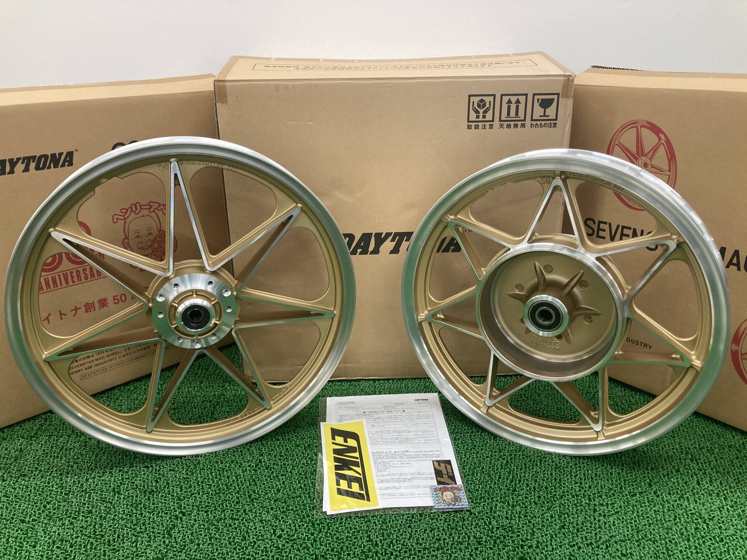 デイトナ製Z1 Z2 ホイール 21777 社外 中古 バイク 部品 900Super4 750RS 50周年記念セブンスターキャストホイール 未使用 Z1 Z2乗り必見 eD|ティーエスパーツ 店