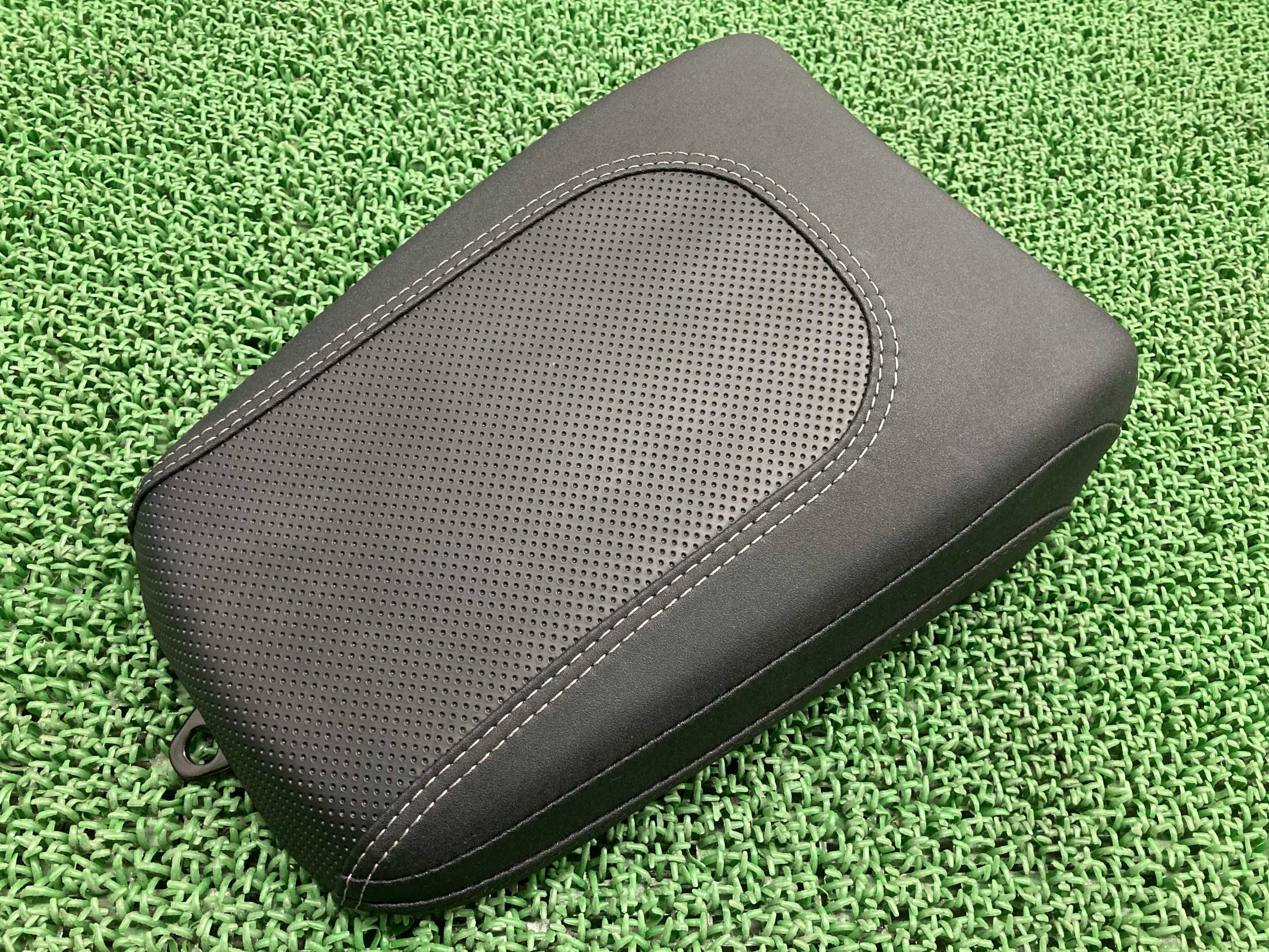 FXBRS タンデムシート 52400327 ハーレー 純正 バイク 部品 リアシート ソフテイル ブレイクアウト114 FXBR 車検 Genuine 【中古】 eR