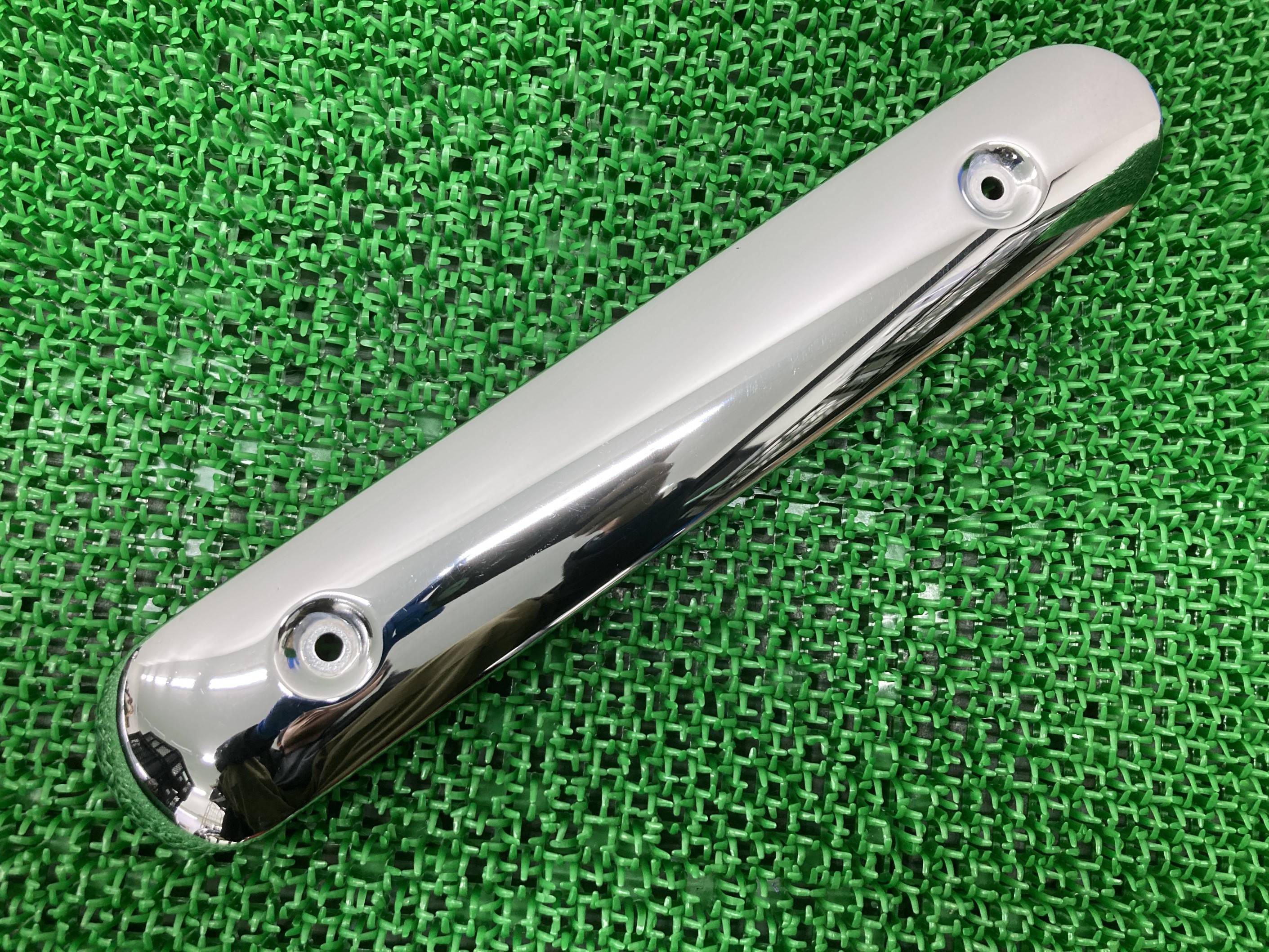 W800 マフラーヒートガード カワサキ 純正 バイク 部品 EJ800B サイレンサーカバー コンディション良好 品薄 希少品 車検 Genuine 【中古】 Oq 7,840円