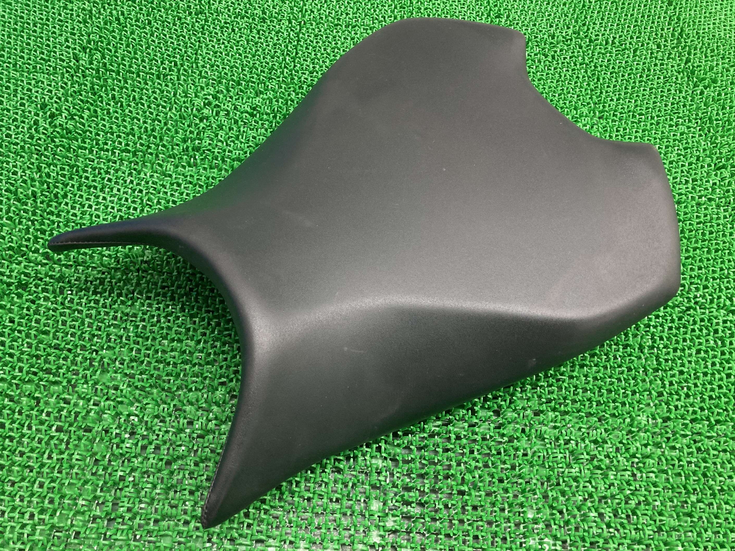 CBR250RR フロントシート K64 ホンダ 純正 バイク 部品 MC51 メインシート 破れ無し 品薄 希少品 車検 Genuine 【中古】 fJ