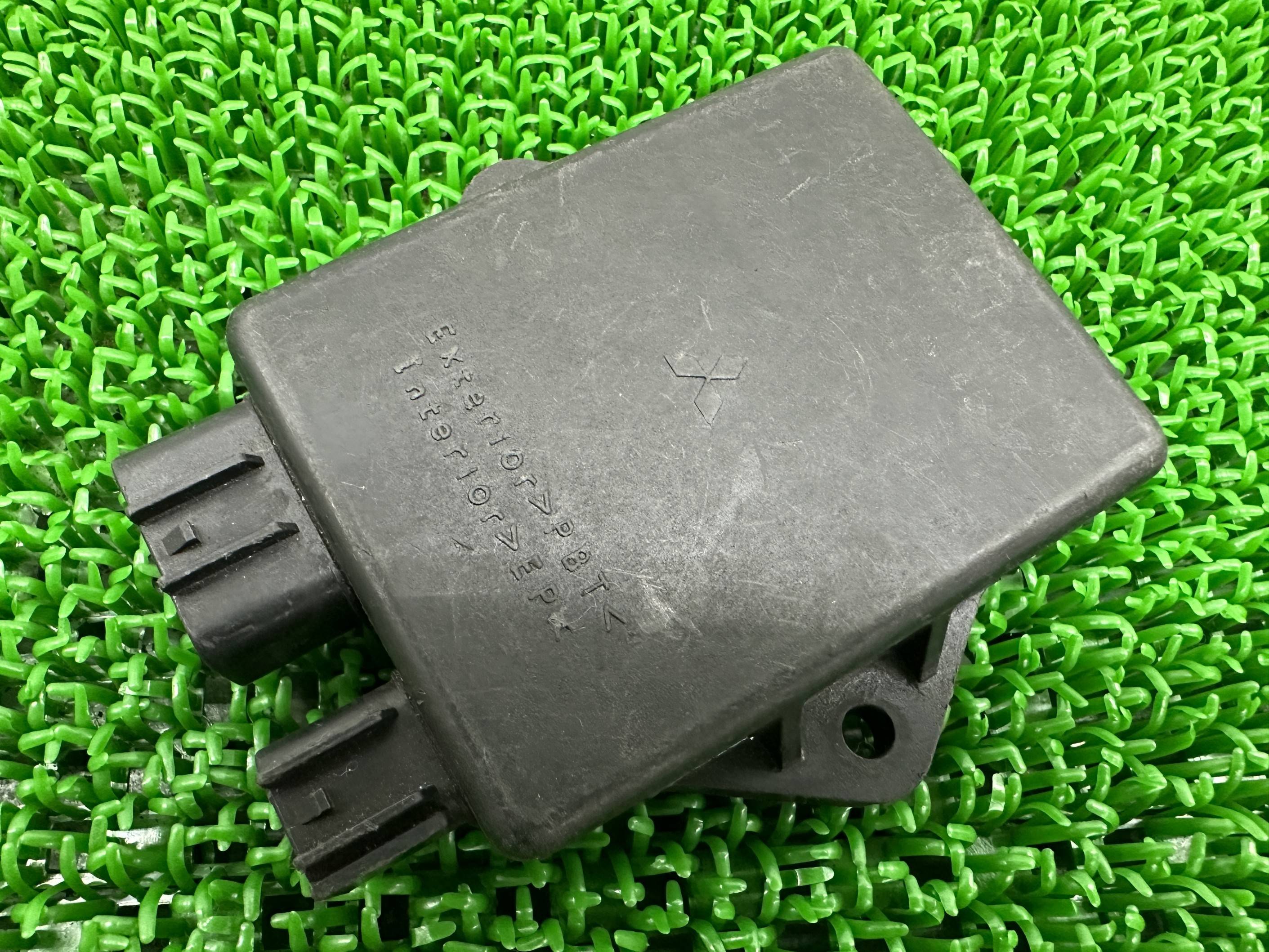 ZRX400 ZRX-2 イグナイター カワサキ 純正 バイク 部品 ZR400E 21119-1424 4374 CDI スパークユニット 機能的問題なし 車検 Genuine 【中古】 Lu