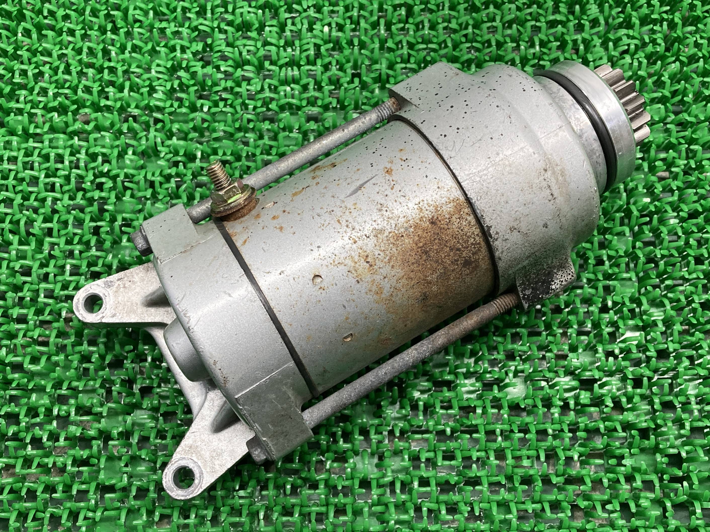 ドラッグスター1100 セルモーター SM-13 VP10J ヤマハ 純正 バイク 部品 VP10J ジャンク XVS1100 DS1100 スターターモーター 車検 Genuine 【中古】 Jc