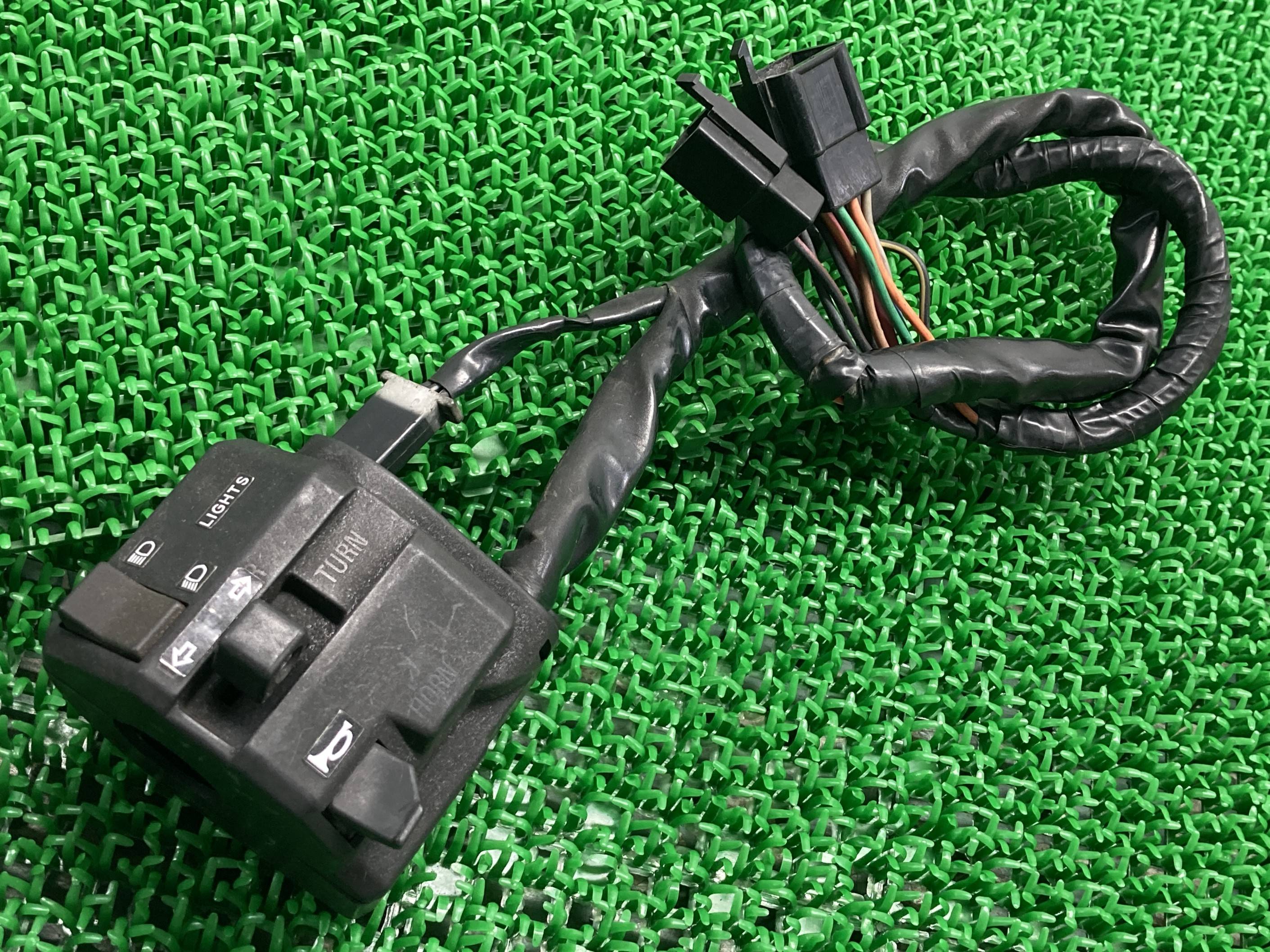 ZXR400 ハンドルスイッチ 左 カワサキ 純正 バイク 部品 ZX400L スイッチボックス 割れ欠け無し 希少品 品薄 車検 Genuine 【中古】 dL