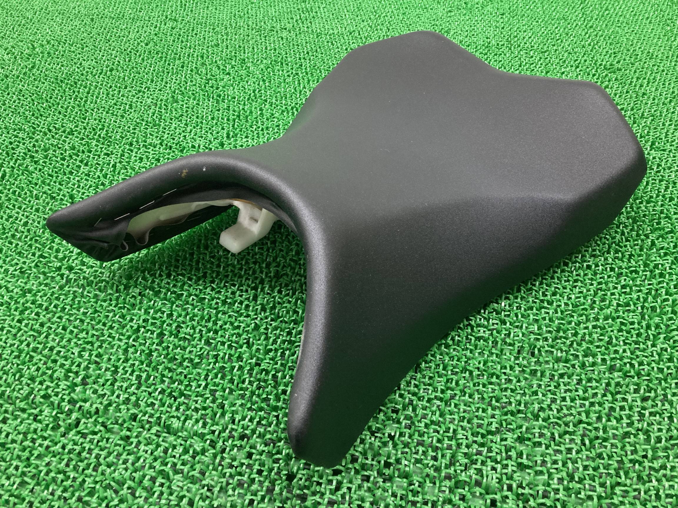 NINJA1000 フロントシート 53066-0282 カワサキ 純正 バイク 部品 ZXT00G ニンジャ1000 修復素材や張替えベースに 品薄 希少品 車検 Genuine 【中古】 xL