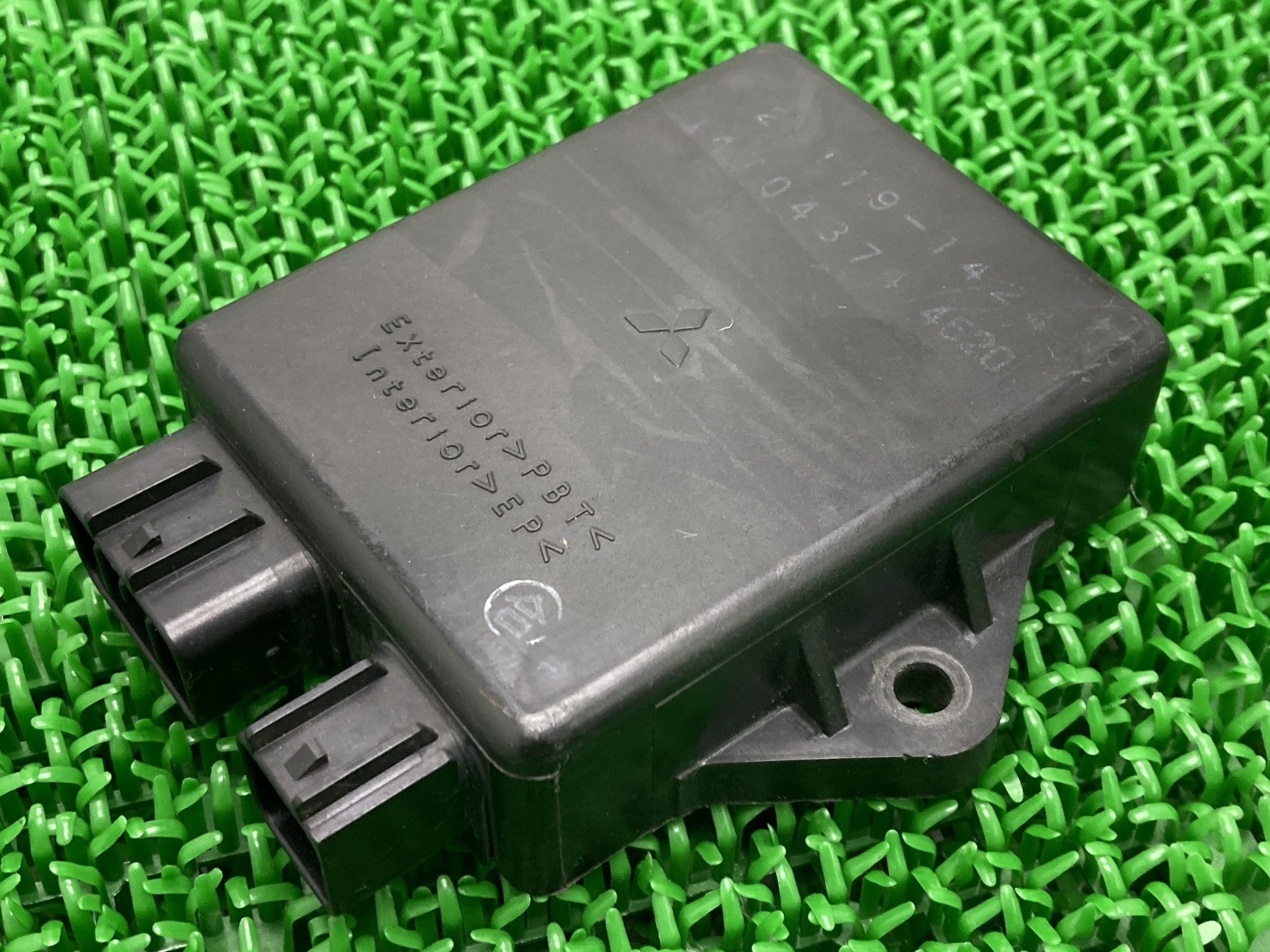 ZRX400 イグナイター カワサキ 純正 バイク 部品 ZR400E CDI スパークユニット 機能的問題なし 品薄 車検 Genuine 【中古】 Zm