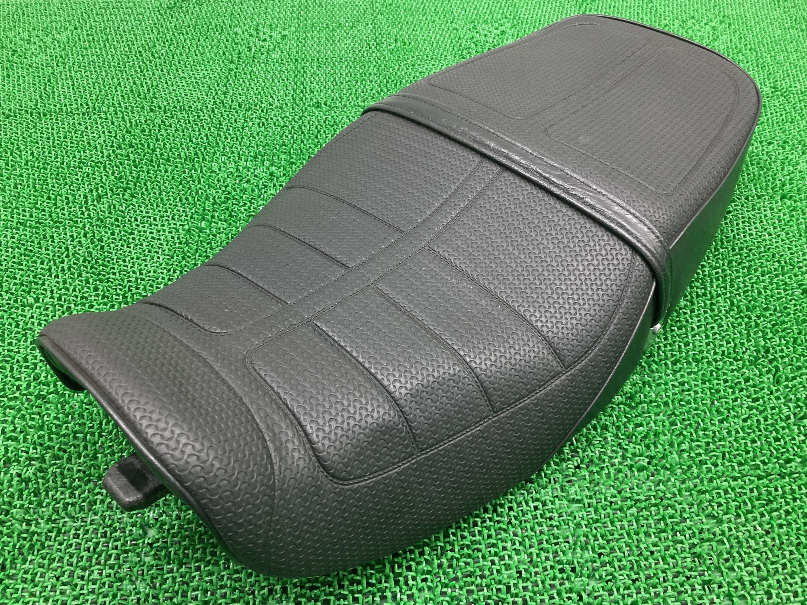 ゼファーカイ シート 53001-1811 カワサキ 純正 バイク 部品 ZR400C ZEPHYR χ シートバンド 破れ無し 車検 Genuine 【中古】 dI