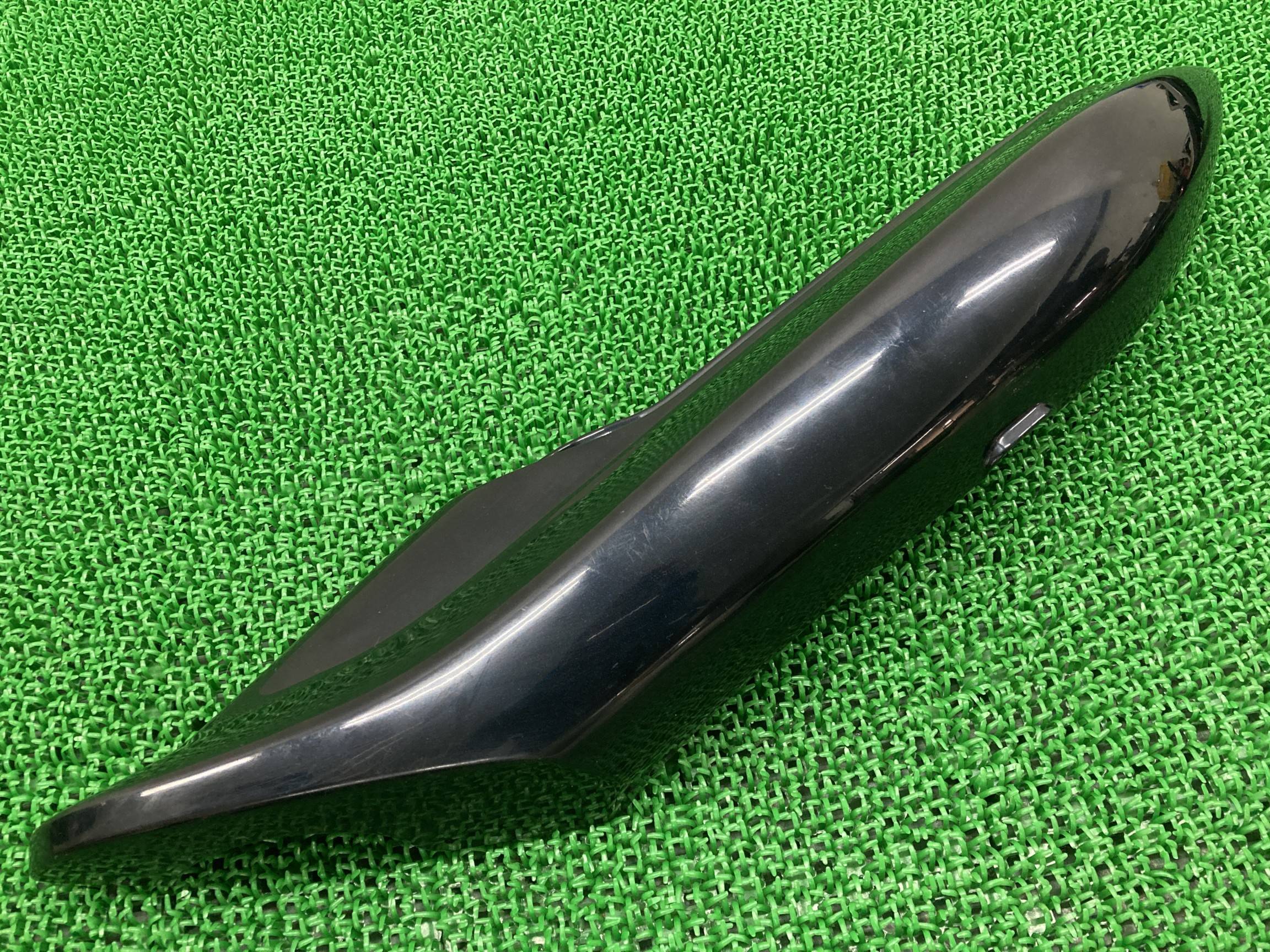 バリオス2 シートカウル 右 14090-1804 カワサキ 純正 バイク 部品 ZR250B テールカウル サイドカウル バリオス2 割れ欠け無し 車検 Genuine 【中古】 Dh
