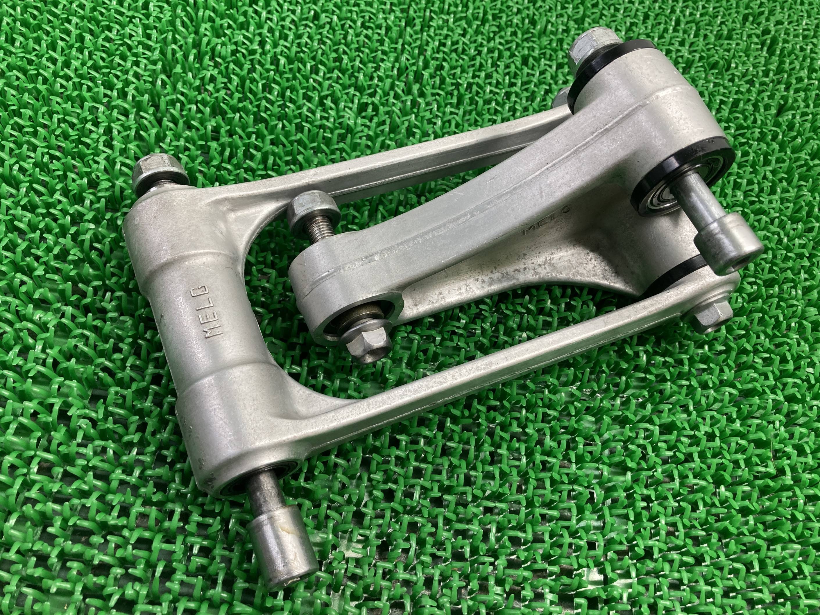 CBR1000RR リアサスペンションリンク MELG ホンダ 純正 バイク 部品 SC57 後期 ファイヤーブレード リアサスリンク リンクプレート 車検 Genuine 【中古】 aQ