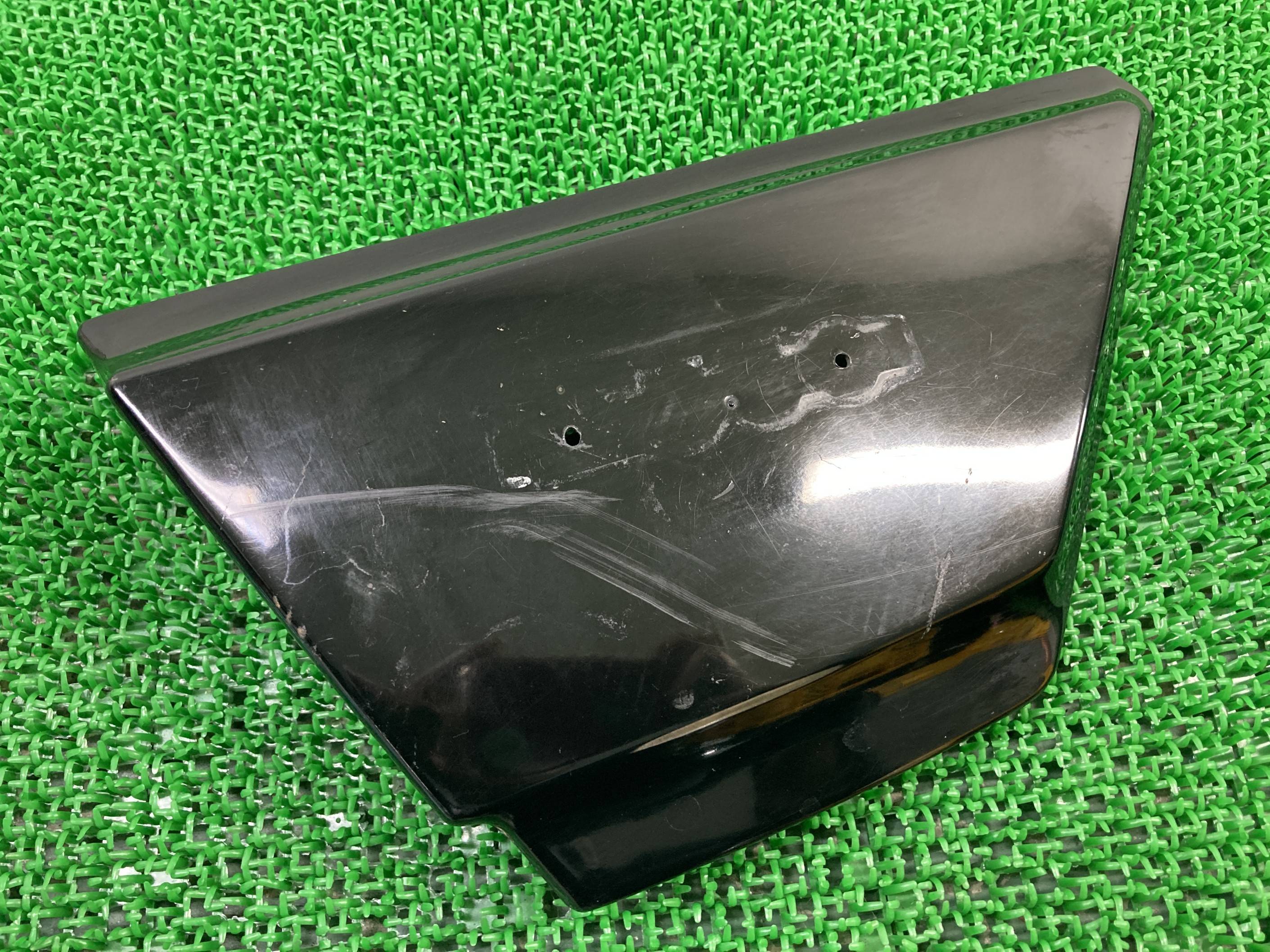 Z550FX サイドカバー 左 黒 36001-1027 カワサキ 純正 バイク 部品 KZ550A Z400FX E1 E2 E3 車検 Genuine 【中古】 Rq 10,804円