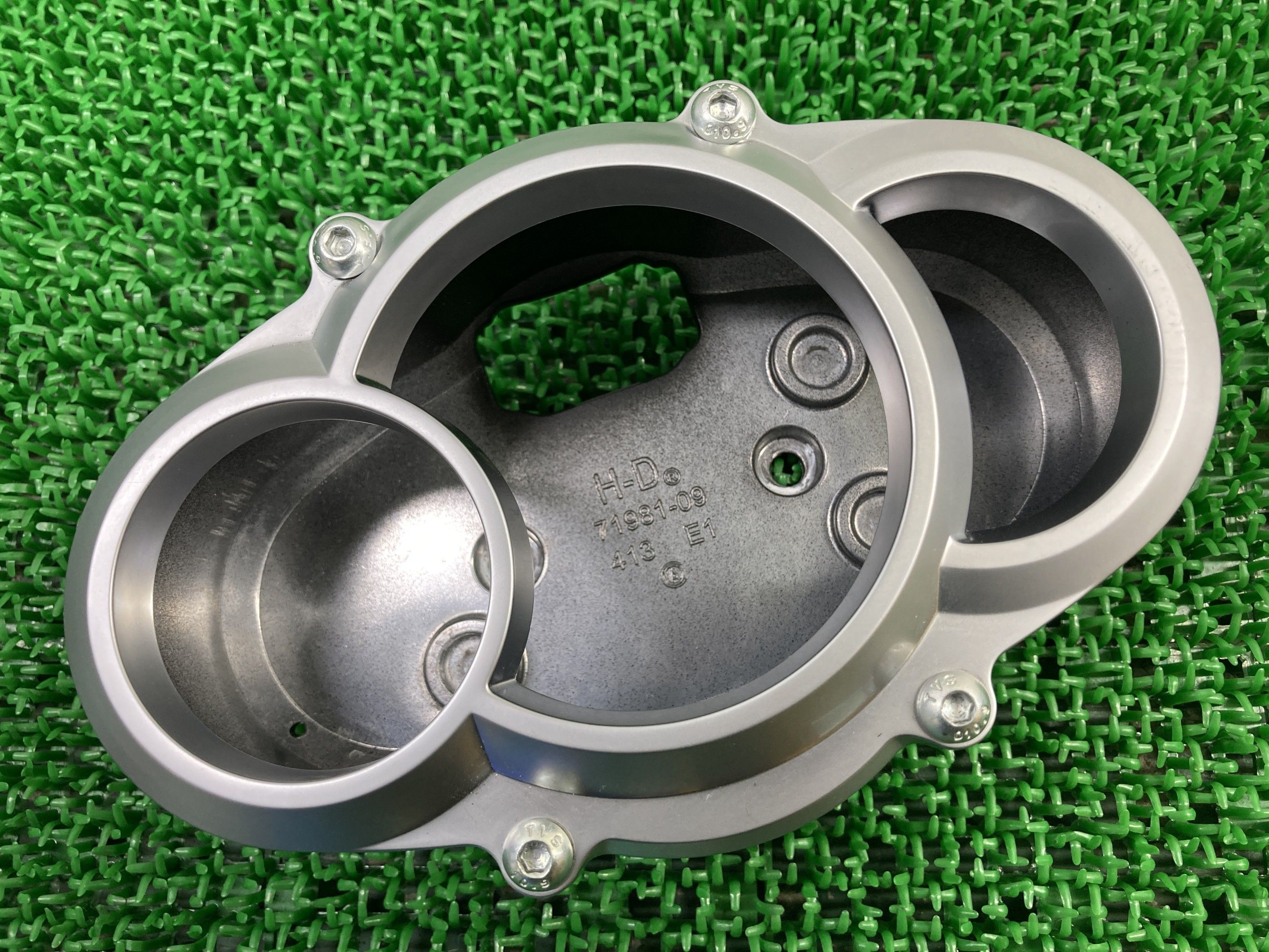 VRSCF1250 メーターカバー 71981-09 ハーレー 純正 バイク 部品 V-ROD Vロッドマッスル メーターケース コンディション良好 車検 Genuine 【中古】 cR