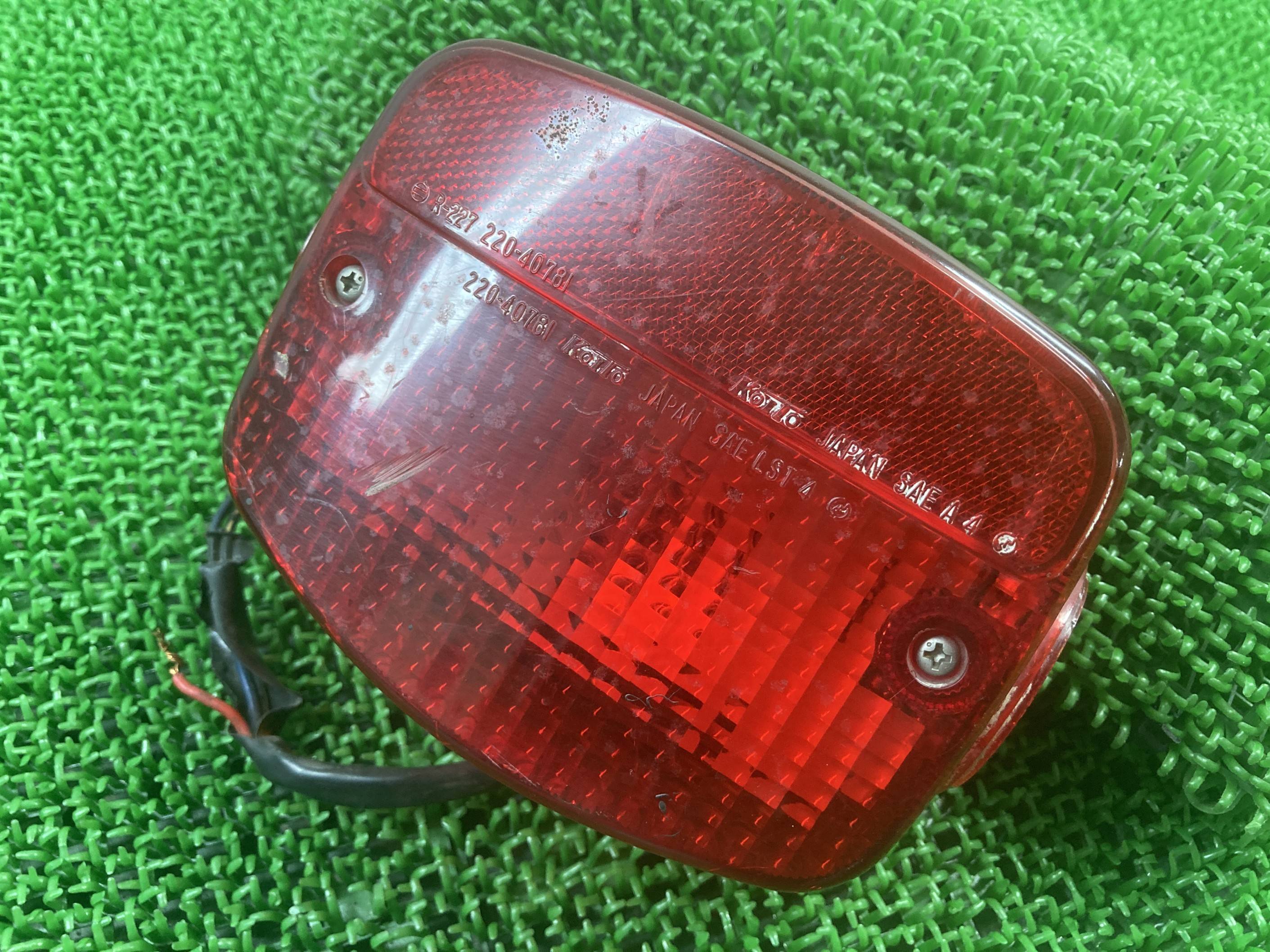 Z650 テールランプ 220-40781 カワサキ 純正 バイク 部品 KZ650B ZAPPER ザッパー 当時物 空冷ミドル4発 車検 Genuine 【中古】 mF