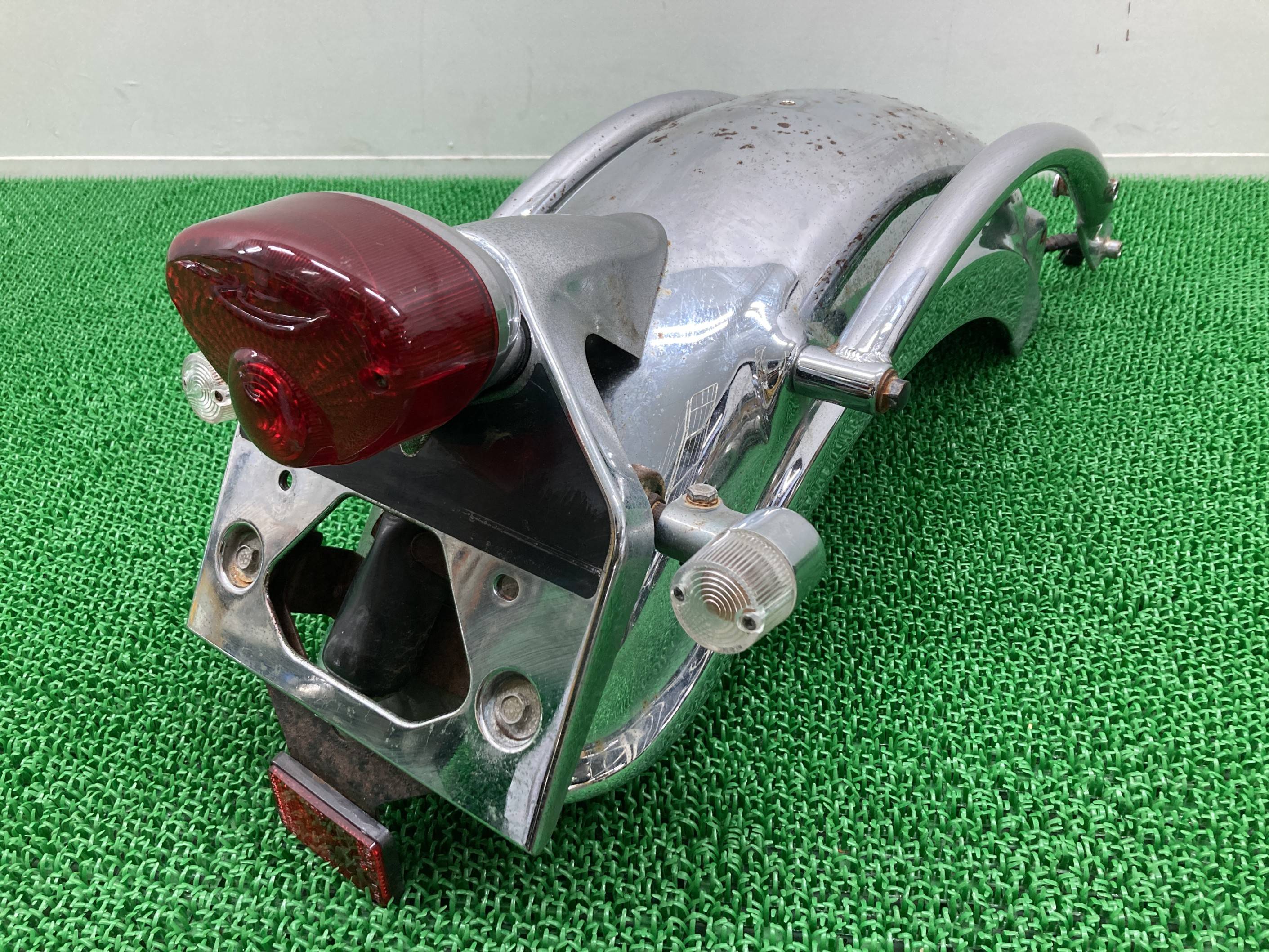 エストレヤ リアフェンダー カワサキ 純正 バイク 部品 BJ250A エストレア ESTRELLA テールランプ ナンバーステー 社外リアウインカー 車検 Genuine 【中古】 cC