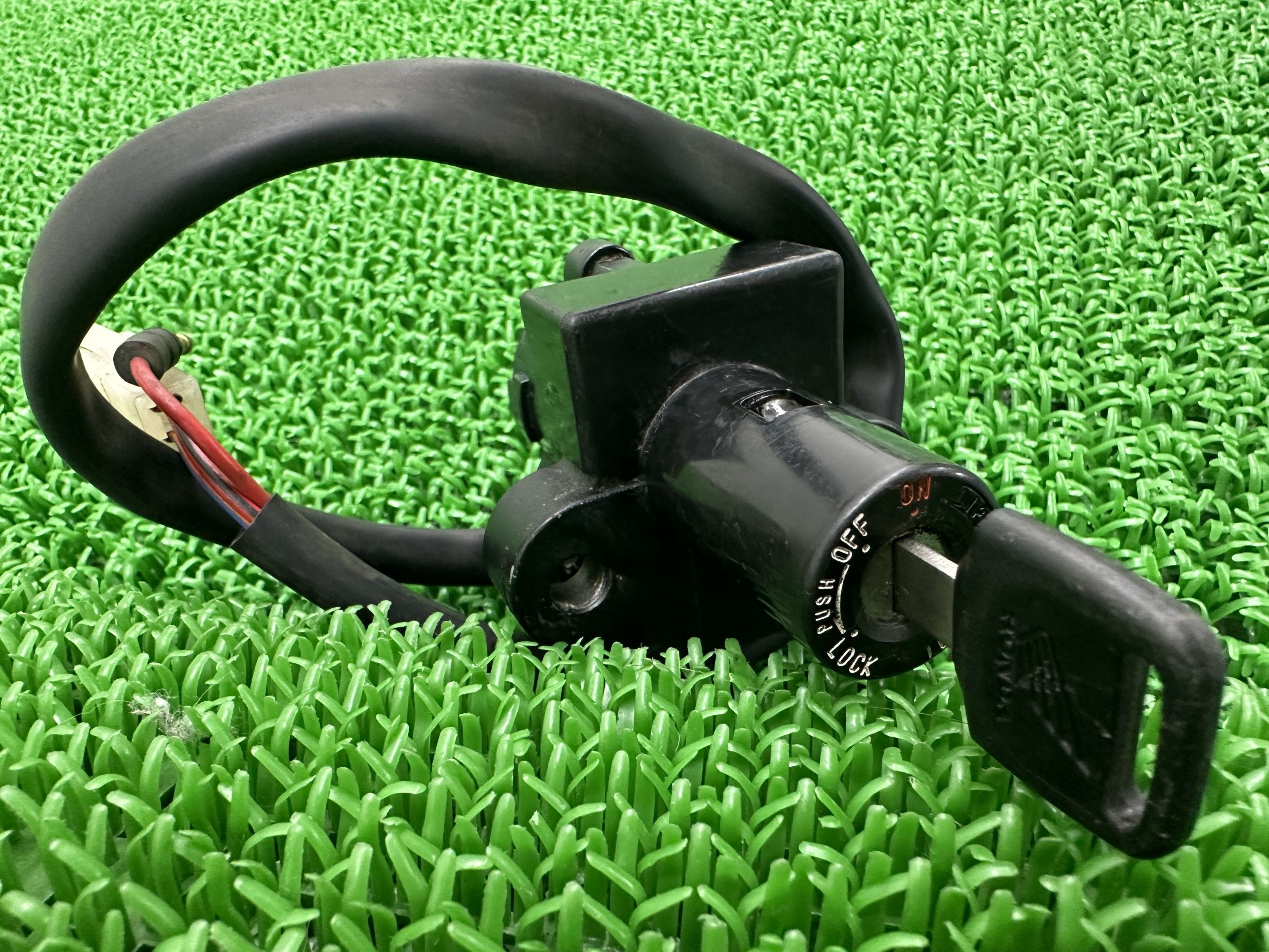 ジェイド メインキーシリンダー ホンダ 純正 バイク 部品 MC23 JADE キー付 イグニッションスイッチ 機能的問題なし 品薄 車検 Genuine 【中古】 bO