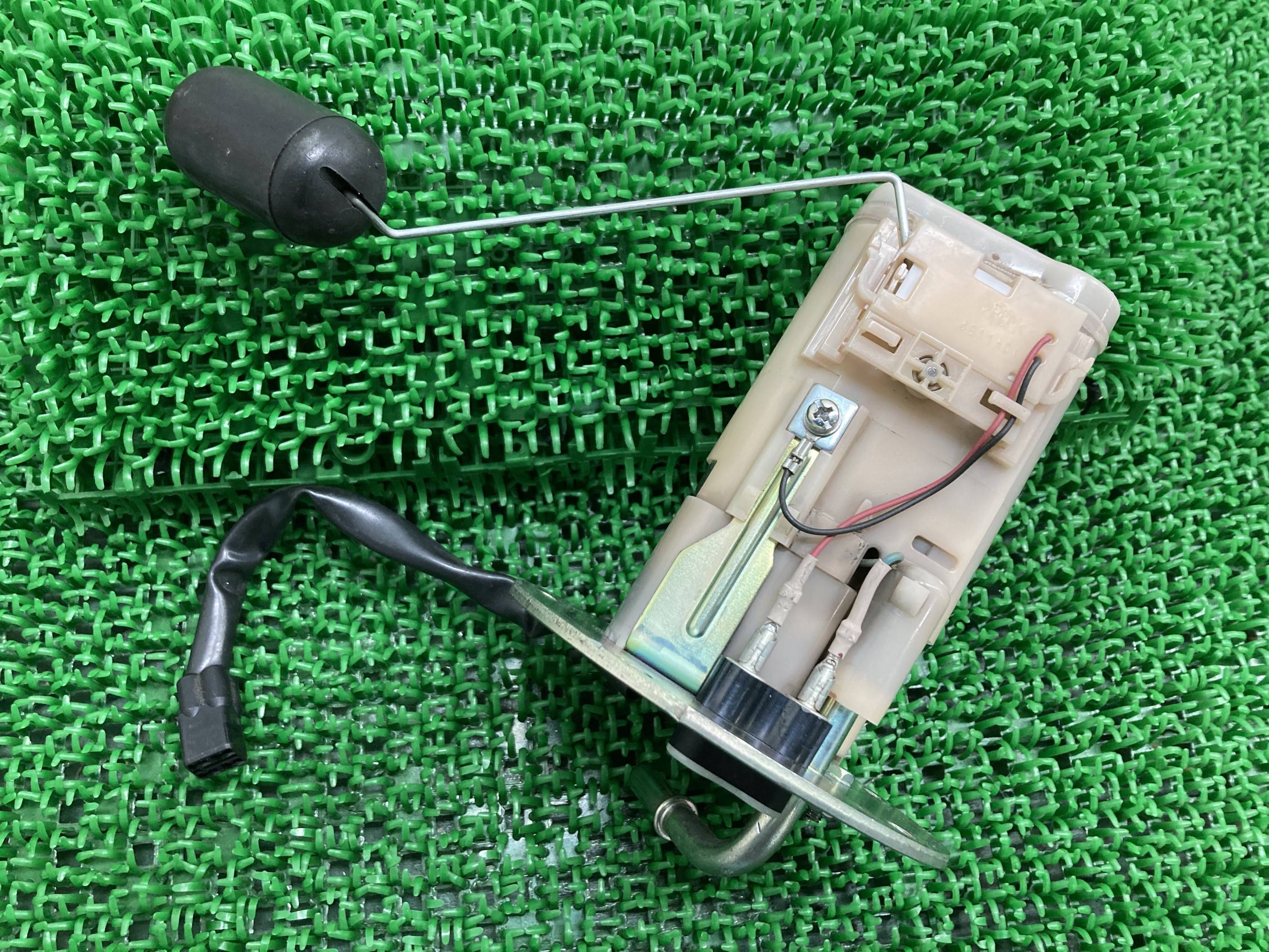 NINJA250 フューエルポンプ 49040-0713 カワサキ 純正 バイク 部品 EX250L フューエルセンサー 燃料ポンプ コンディション良好 即日発送 車検 Genuine 【中古】 rS