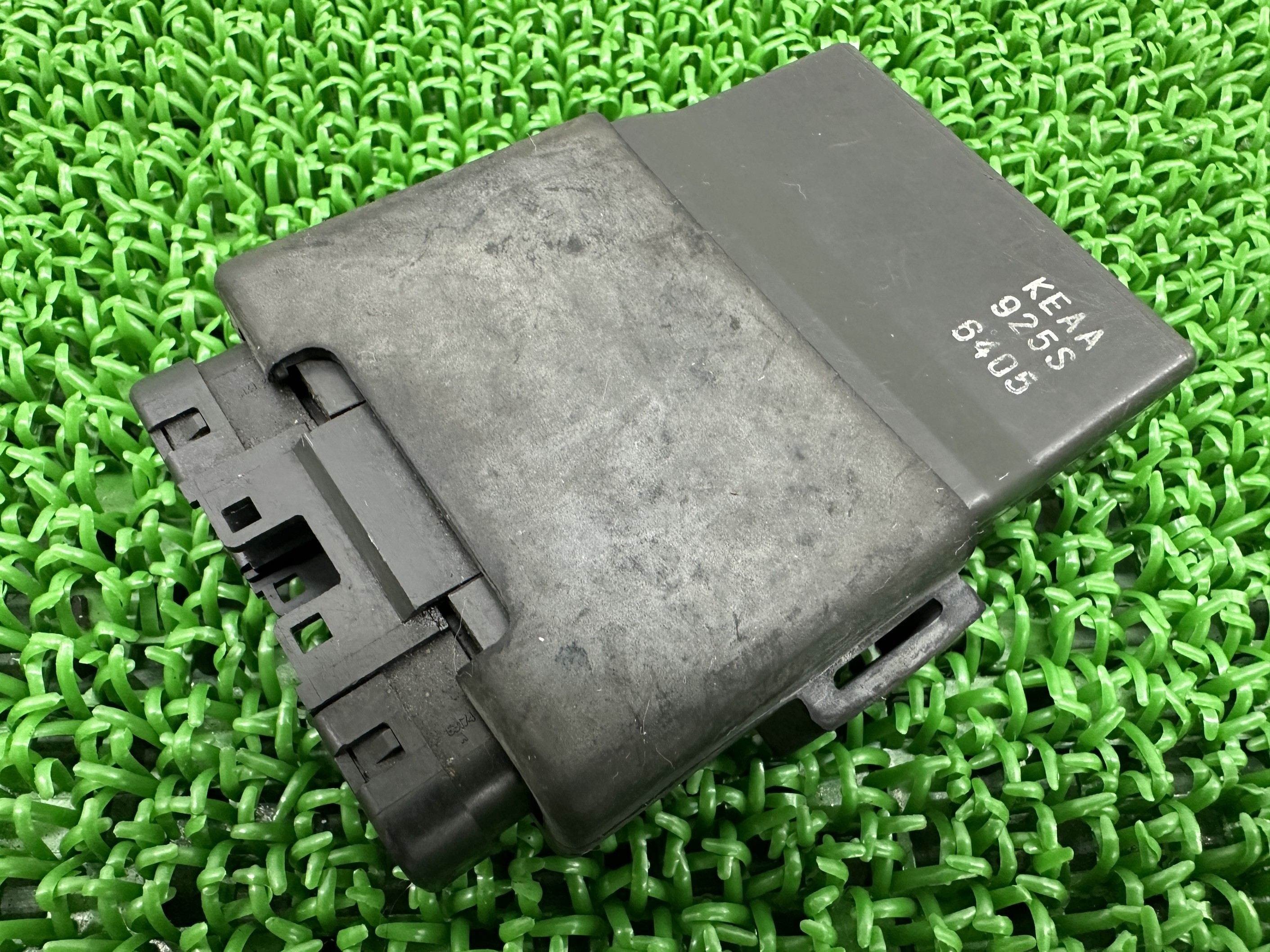 ホーネット250 イグナイター ホンダ 純正 バイク 部品 MC31 CDI スパークユニット ケース付 機能的問題なし 車検 Genuine 【中古】 xT