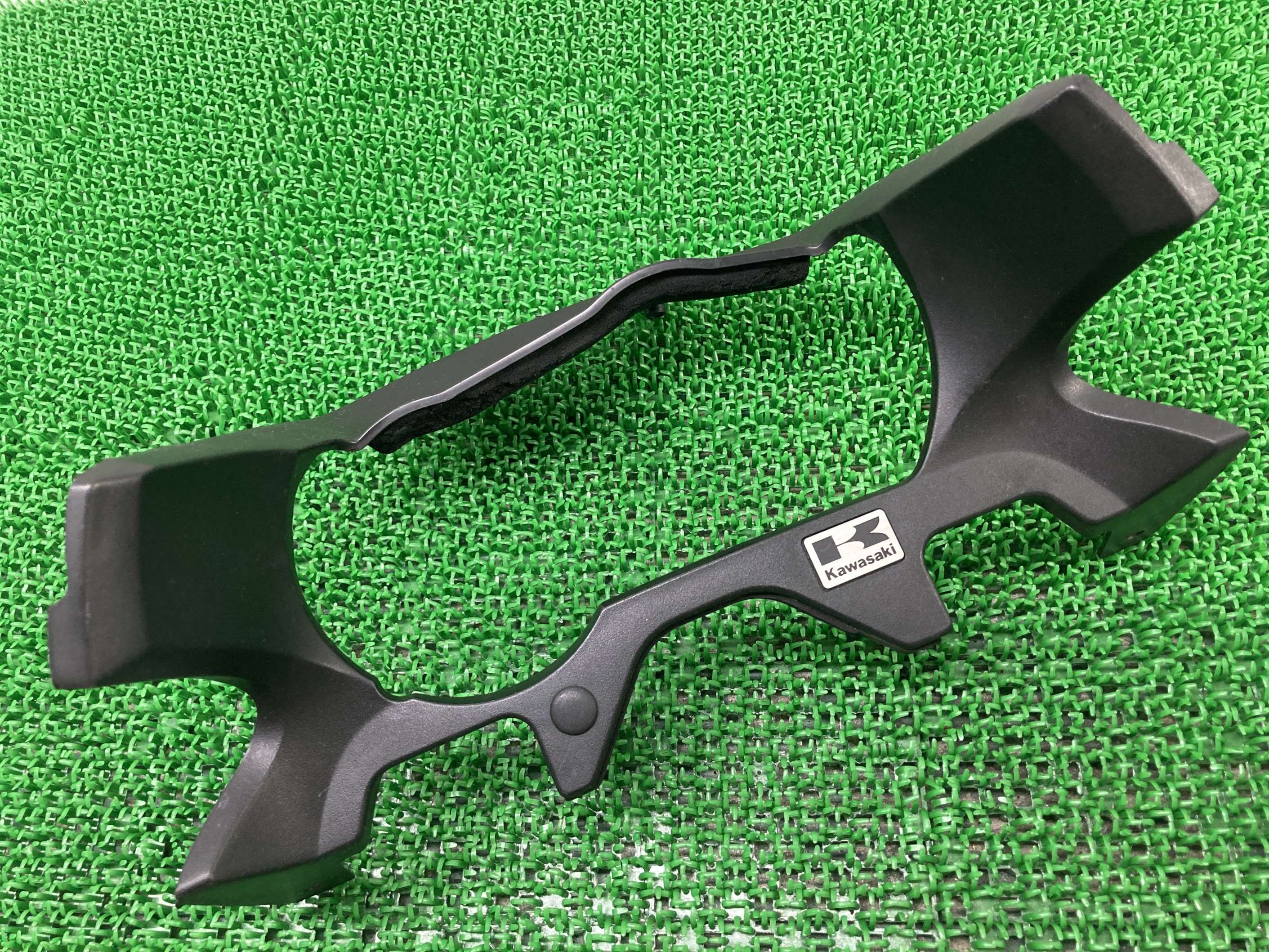 ZRX1200ダエグ メーターカバー 14091-1646 カワサキ 純正 バイク 部品 ZR1200D ZRT20D DAEG 割れ欠け無し 品薄 コンディション良好 車検 Genuine 【中古】 wE｜ティーエスパーツ　店