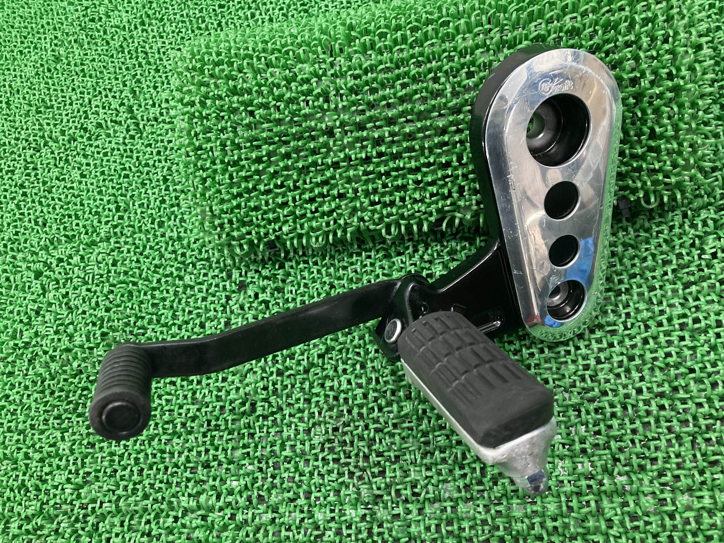 モンキー125 ステップ 左 K0F ホンダ 純正 バイク 部品 JB02 JB03 JB05 Gクラフトビレットステップカバー ペグ シフトペダル おすすめ品 曲がり無し 車検 Genuine 【中古】 Yx｜ティーエスパーツ　店
