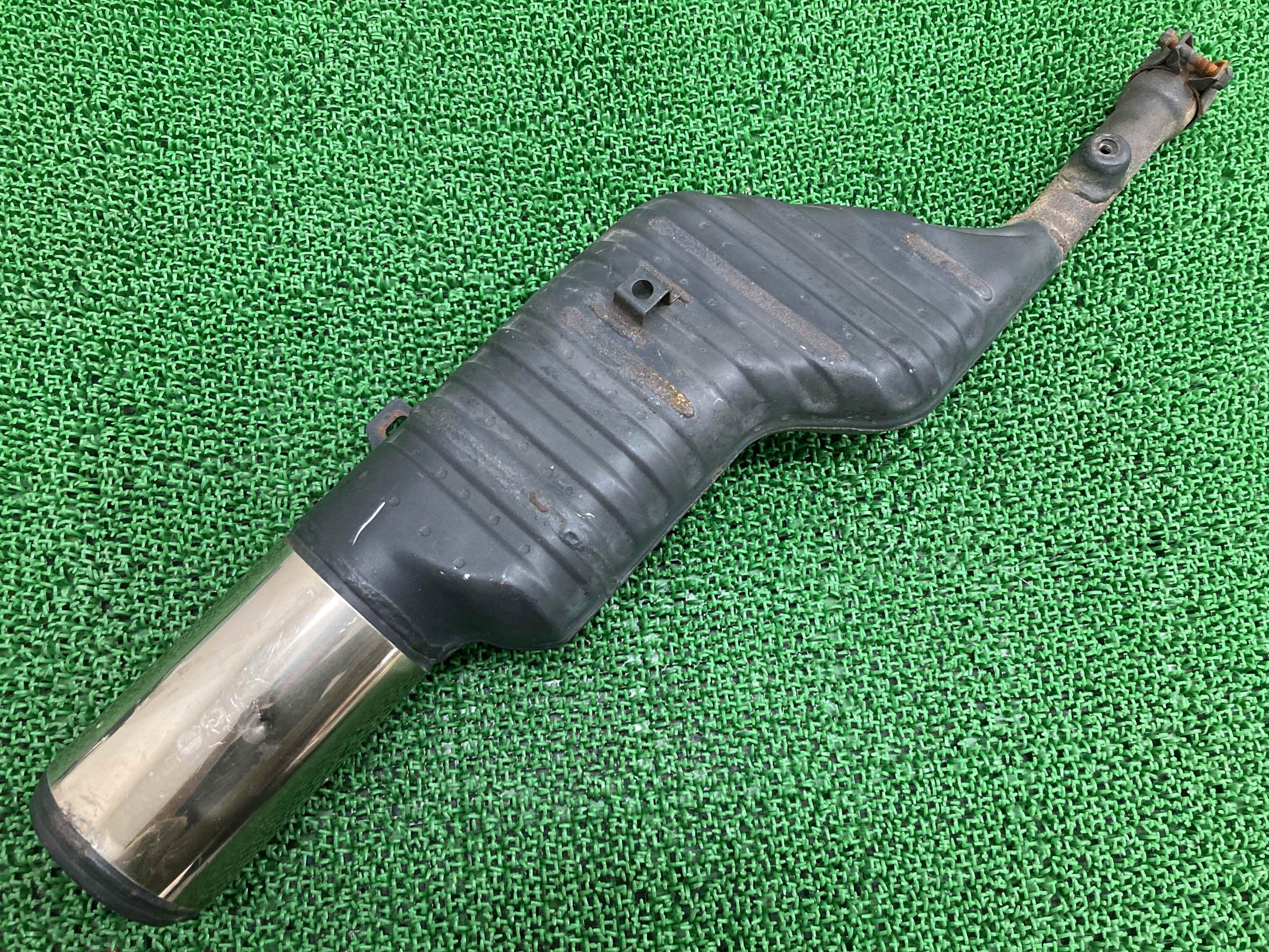 TT250Rレイド サイレンサーマフラー 4GY ヤマハ 純正 バイク 部品 RAID 機能的問題無し ノーマル戻しに 車検 Genuine 【中古】 Qb|ティーエスパーツ 店