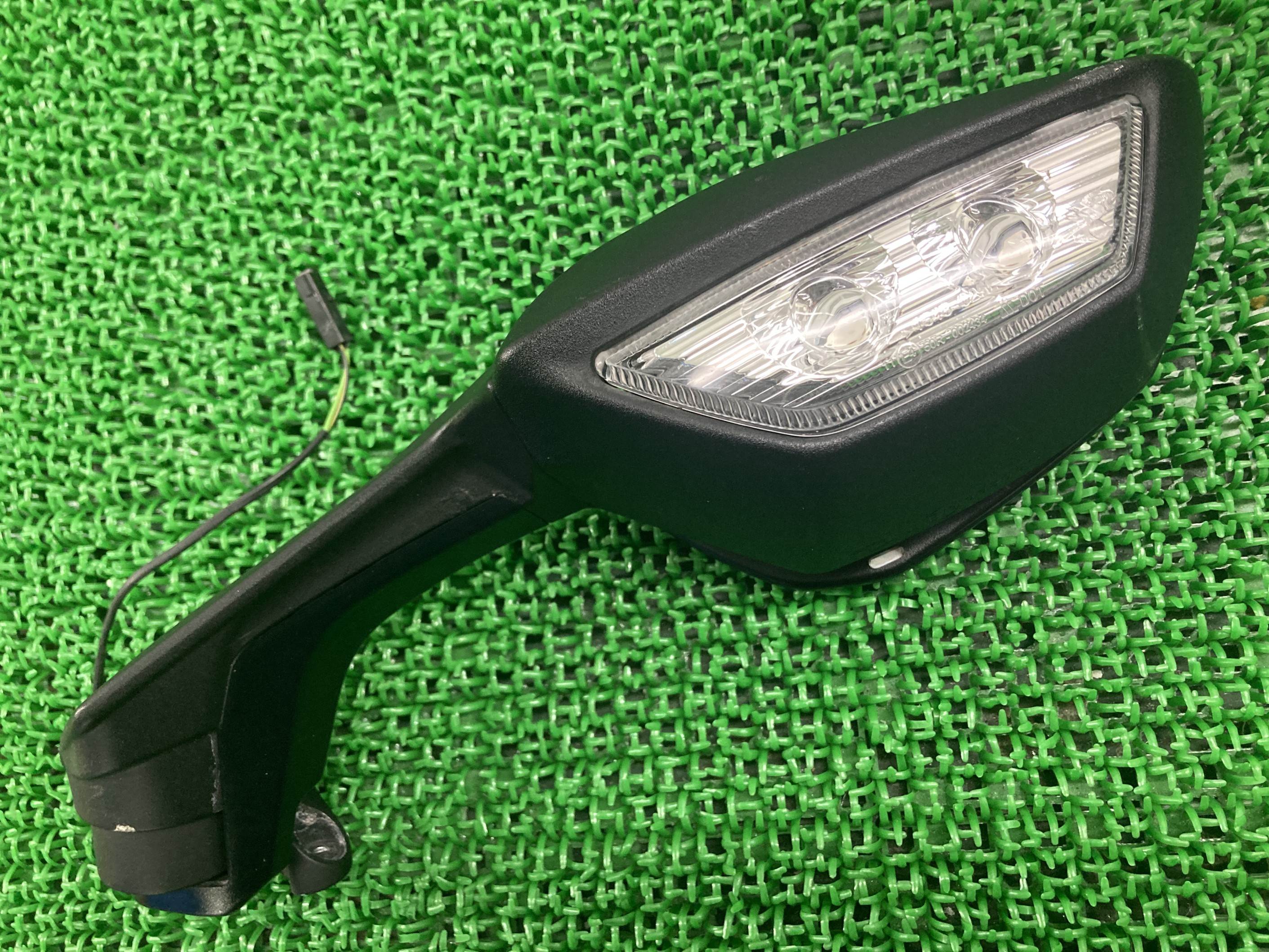 NinjaH2 ミラー 左 005036/1648-025 カワサキ 純正 バイク 部品 ZXT02A 005036 1648-025 SX SE ニンジャ ウインカー 修復素材に コケキズ無し 安心ノーマル 即日発送 車検 Genuine 【中古】 pE|ティーエスパーツ 店