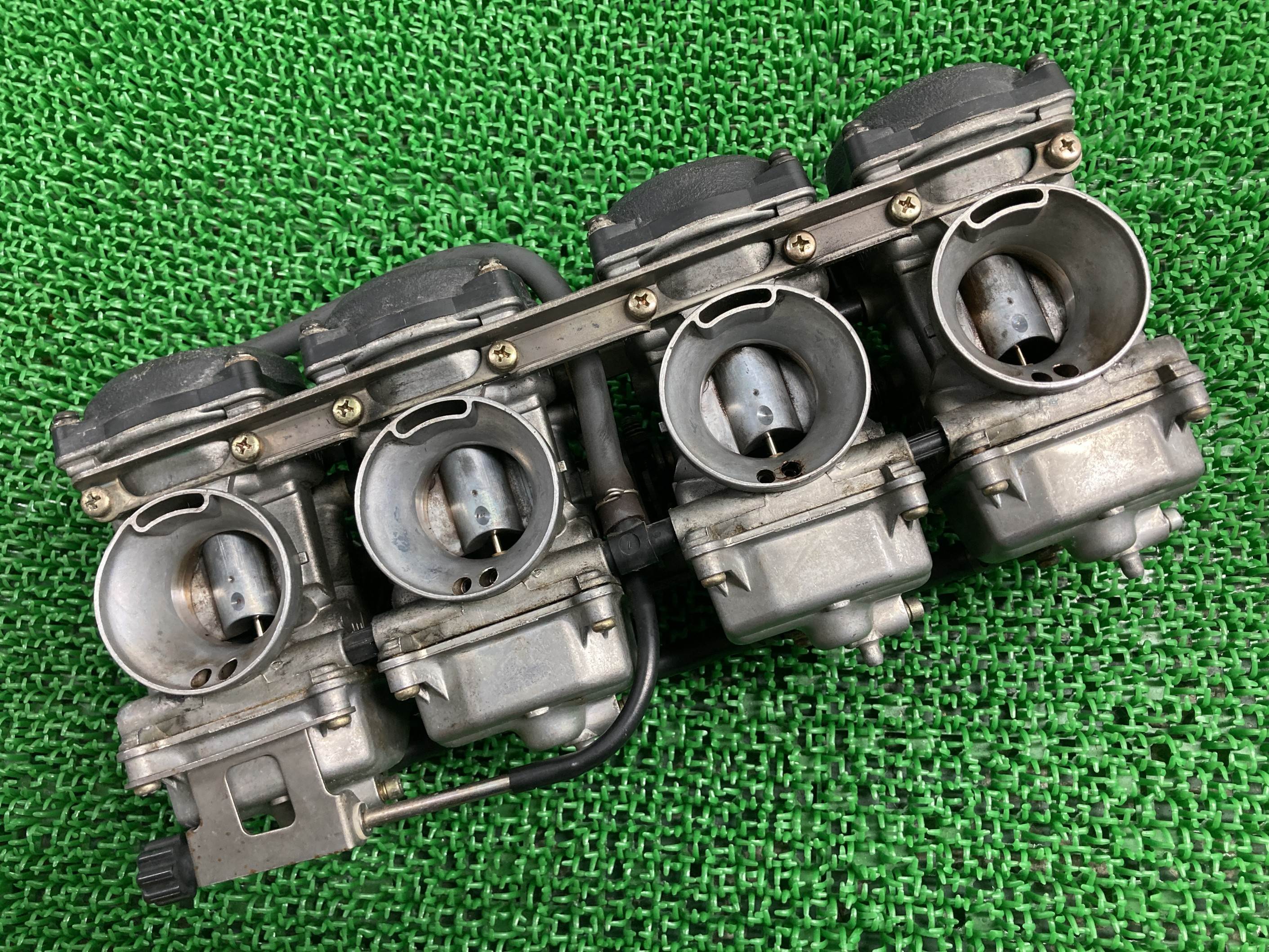 GPZ900R キャブレター V626 カワサキ 純正 バイク 部品 ZX900A NinjaGPz900R CVK KEIHIN ケイヒン 機能的問題なし レストアやリペア用に 車検 Genuine 【中古】 tG｜ティーエスパーツ　店
