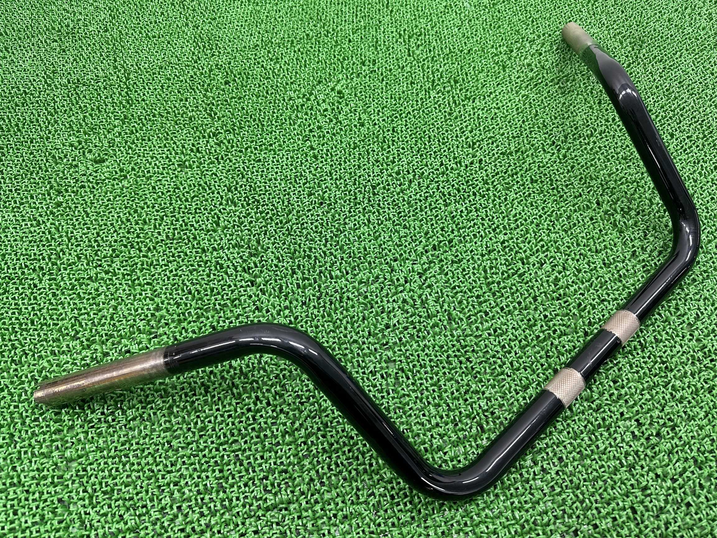 ハンドル 黒 ハーレー 純正 バイク 部品 オプション ツーリング 1インチエイプハンガーハンドル 電子スロットル 曲がりなし FLHR FLHTC FLHX FLTR 車検 Genuine 【中古】 Ia｜ティーエスパーツ　店