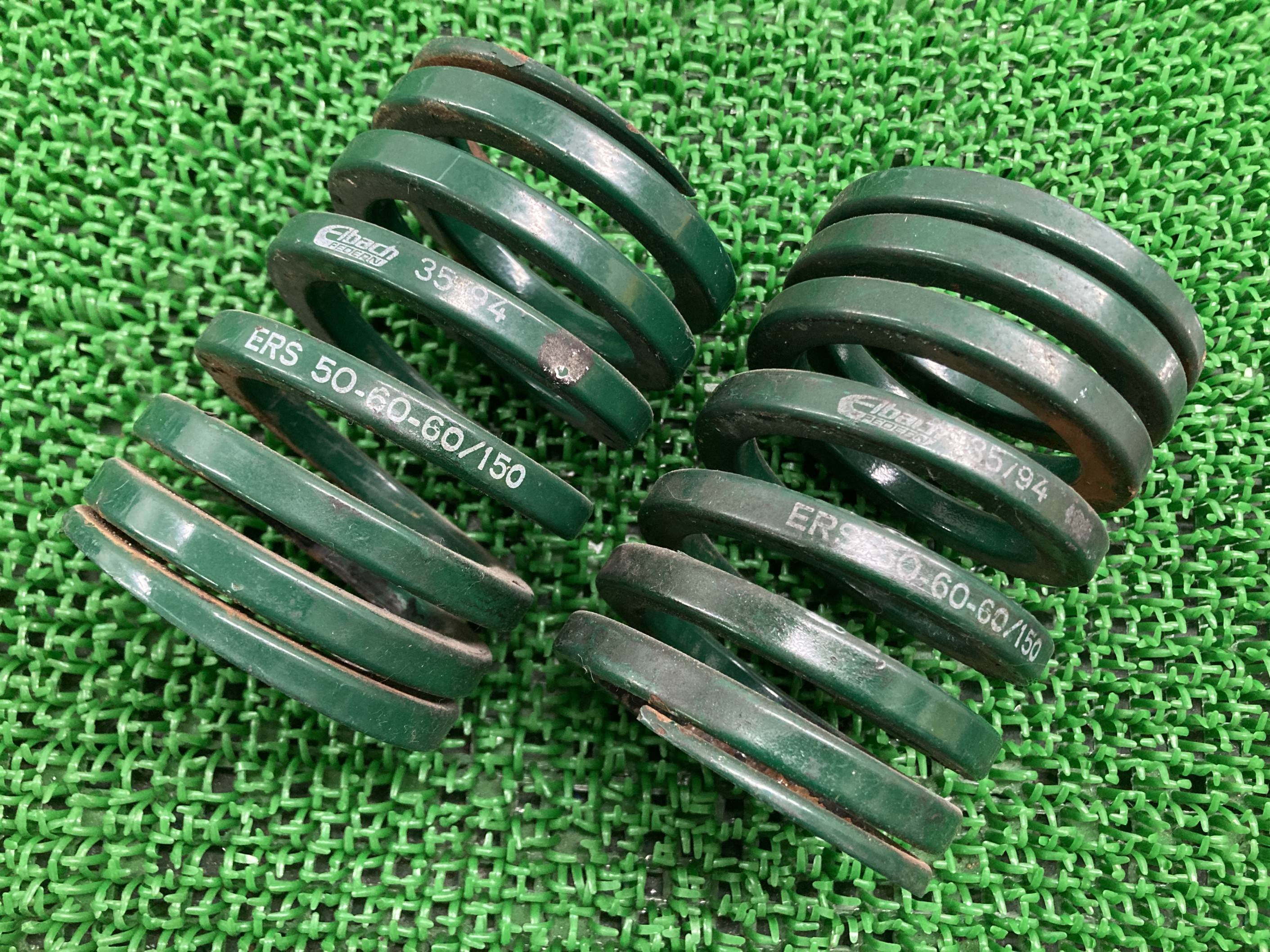 アイバッハ製 サスペンションスプリング 左右 ERS-50-60-60/150 社外 バイク 部品 ERS-50-60-60 150 Eibach ポルシェ GT-R レース 曲がり無し 即日発送 【中古】 sQ｜ティーエスパーツ　店