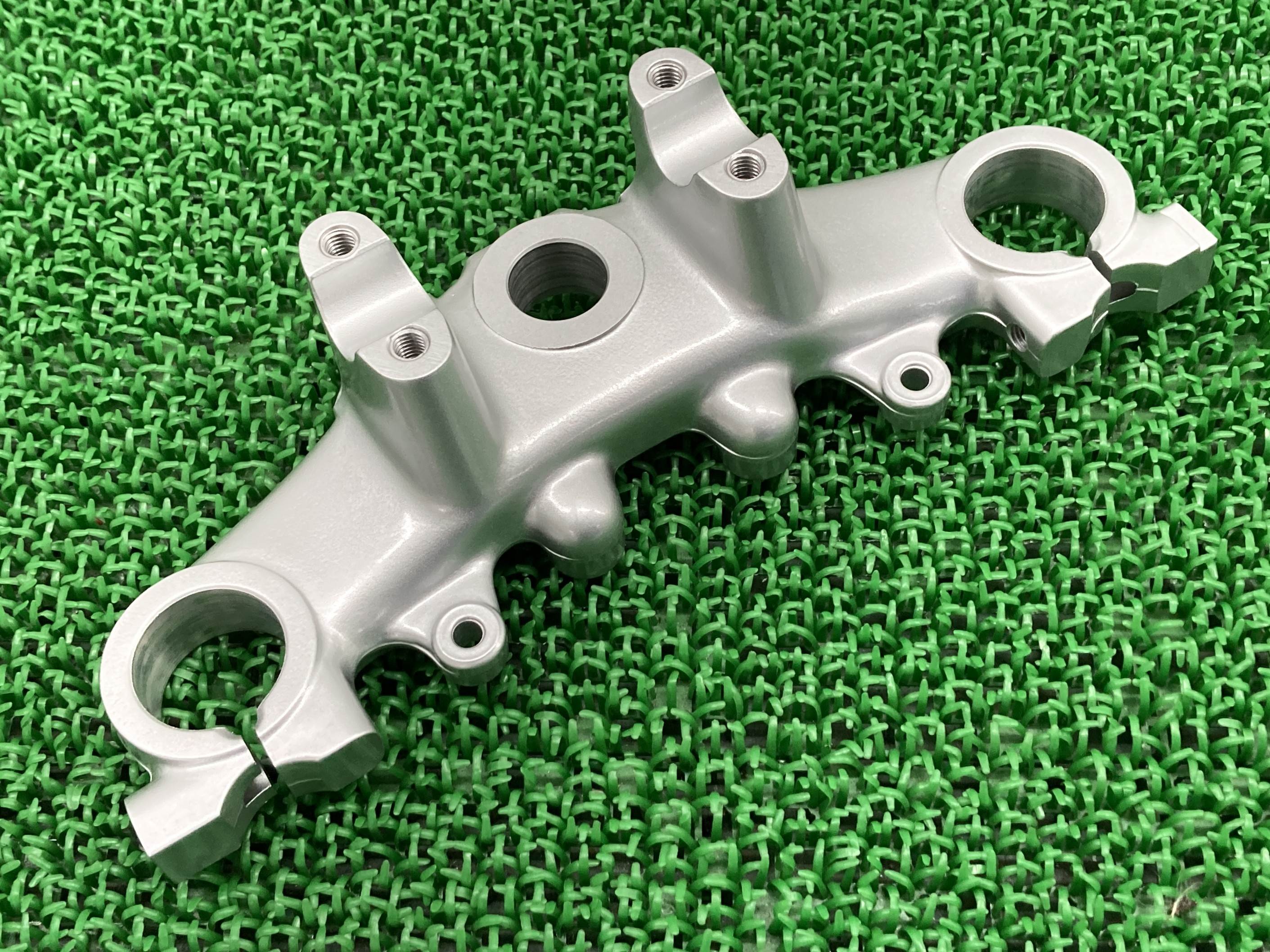 TW200 トップブリッジ 2JX-23435-00-35 ヤマハ 純正 中古 バイク 部品 2JL 87-90年 クラウン 未使用品 即日発送 YAMAHA 車検 Genuine uR|ティーエスパーツ 店