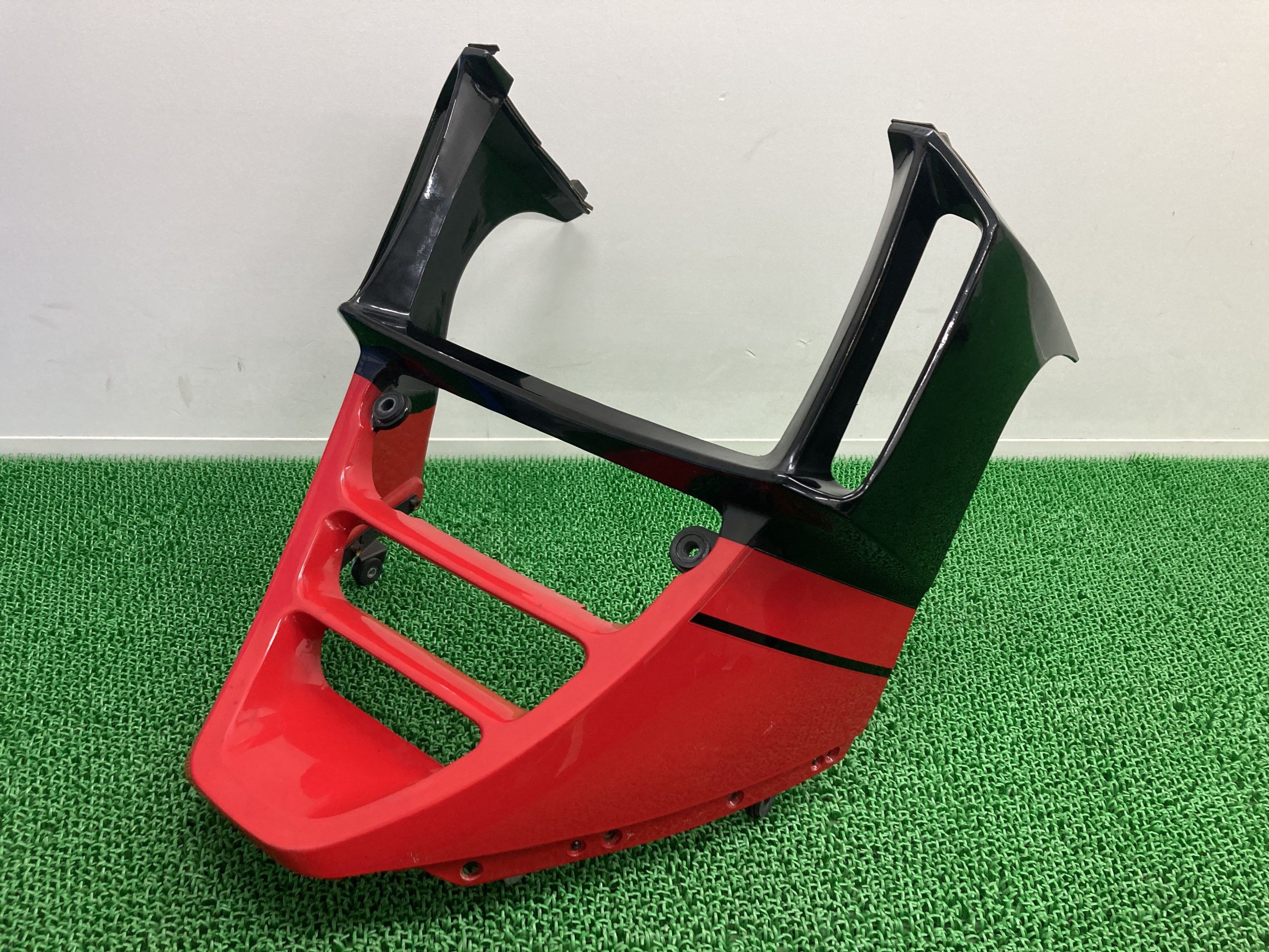 GPZ900R センターカウル 55028-1071/55028-1076 カワサキ 純正 バイク 部品 ZX900A 55028-1071 55028-1076 アンダーカウル コンディション良好 割れ欠け無し コケキズ無し 車検 Genuine 【中古】 Cu|ティーエスパーツ 店
