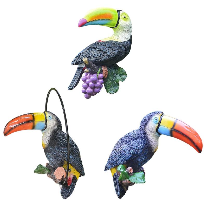 Toucan Tree Hugger Sculpture.Collection.Lifelike Funny Toucanの置物園の庭の屋外ポーチヤード装飾