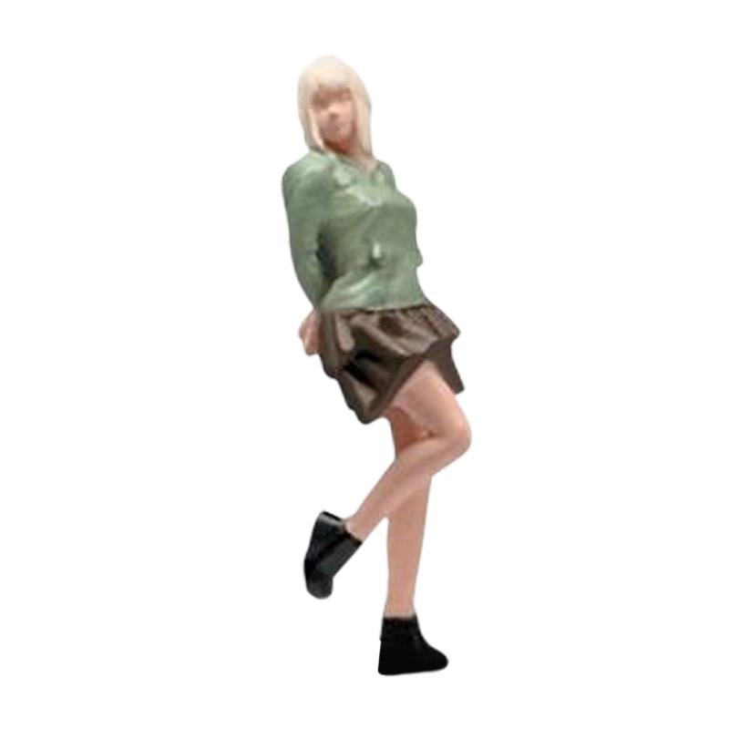 楽天市場】1/64フィギュア セレブ女性 : 模型人形植栽電飾の