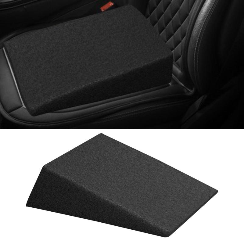 車用シートウェッジレベリングクッション 後部座席クッション お手入れ簡単 人間工学に基づいたシートレベリングパッド 自動車 アウトドア 旅行用