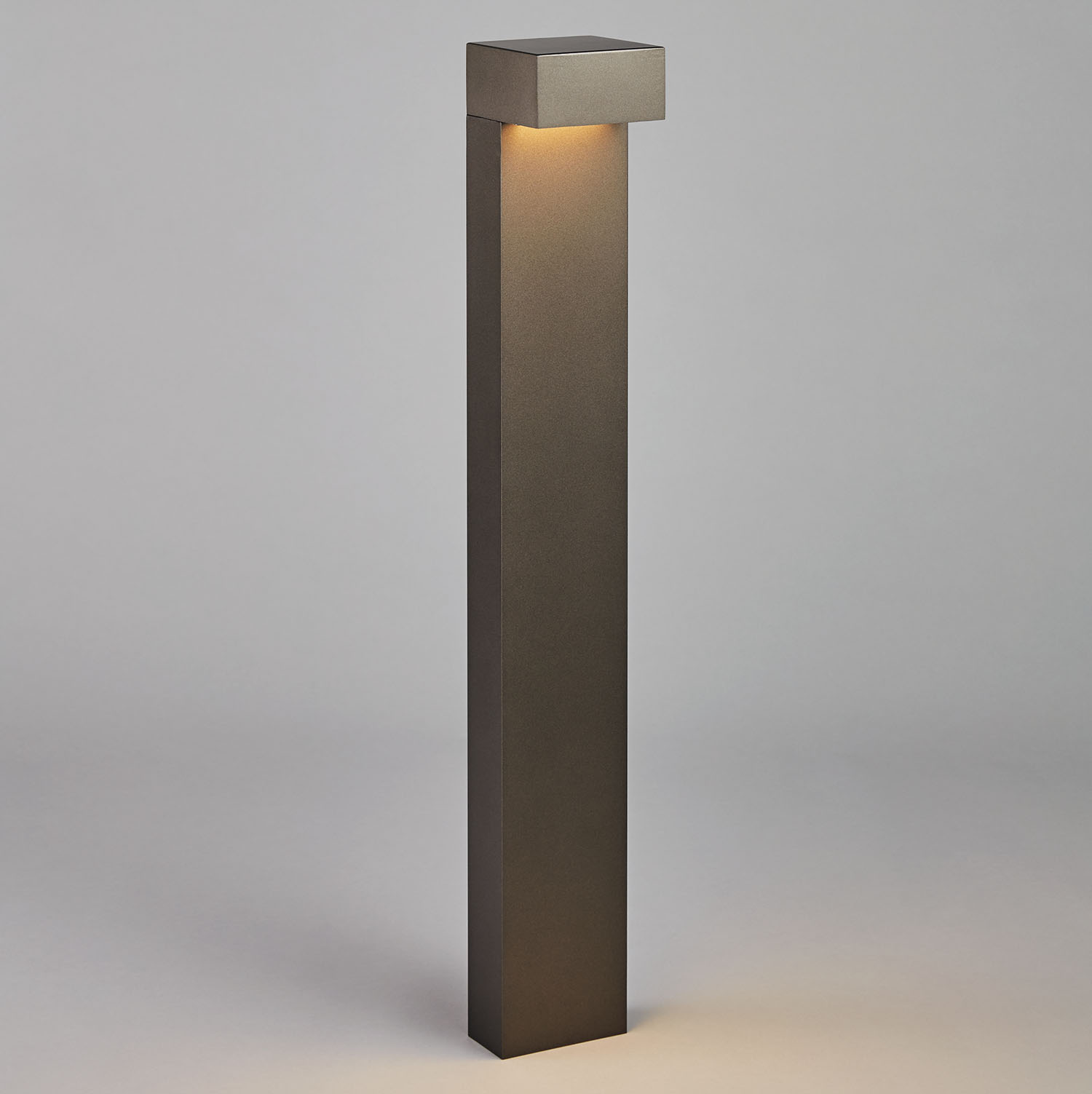 AD-2990-L<br />エクステリア LEDランプ交換型 ガーデンライト 白熱50W相当<br />60℃未満 防雨型 非調光 電球色<br />山田照明 照明器具 庭園 花壇 公園用 アウトドアライト
