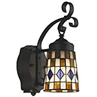 AU47350L<br />エクステリア LEDポーチ灯<br />人感センサ タイマー付ON-OFFタイプ 非調光 電球色 防雨型 白熱球40W相当<br />コイズミ照明 照明器具 門灯 玄関 屋外用照明