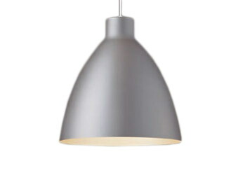 XLGB1702CE1<br>LEDフラットランプ対応 ペンダントライト 電球色 集光タイプ<br>アルミセード ダクトタイプ<br>110Vダイクール電球100形1灯器具相当 非調光<br>Panasonic 照明器具 天井照明 吊下げ 電気工事不要