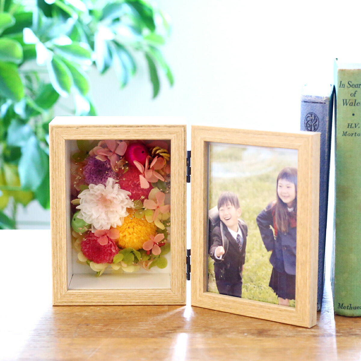 楽天市場 Memoris メモリス Flower Photo Flame Colorful思い出 プリザーブドフラワー プリザ フォトフレーム 写真 写真立てアレンジ ギフト 記念 デザイナー枯れない花 メモリアル 贈り物 プレゼント花 世界に一つ メッセージカード付 坪井花 苑 坪井花苑shop