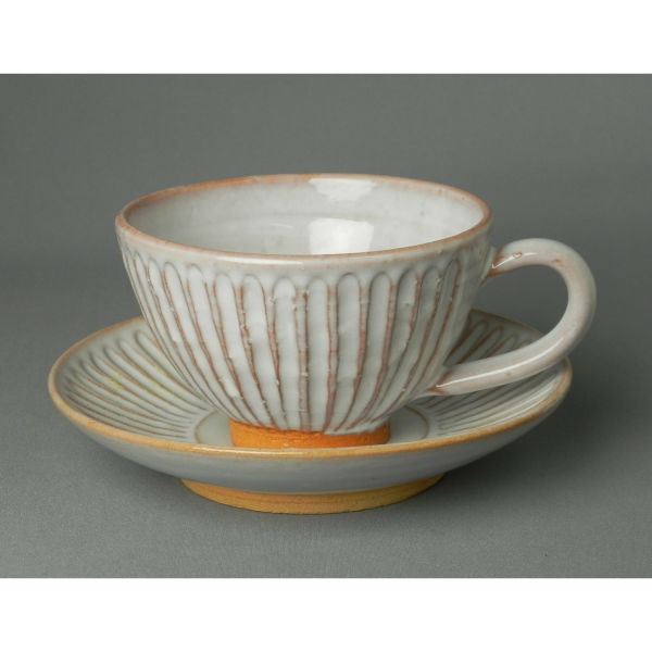A893-2/萩焼/土和窯/珈琲茶碗/カップ＆ソーサー/6客/ Amazon.co.jp: A893-2 萩焼 土和窯 珈琲茶碗 カップ＆ソーサー 6