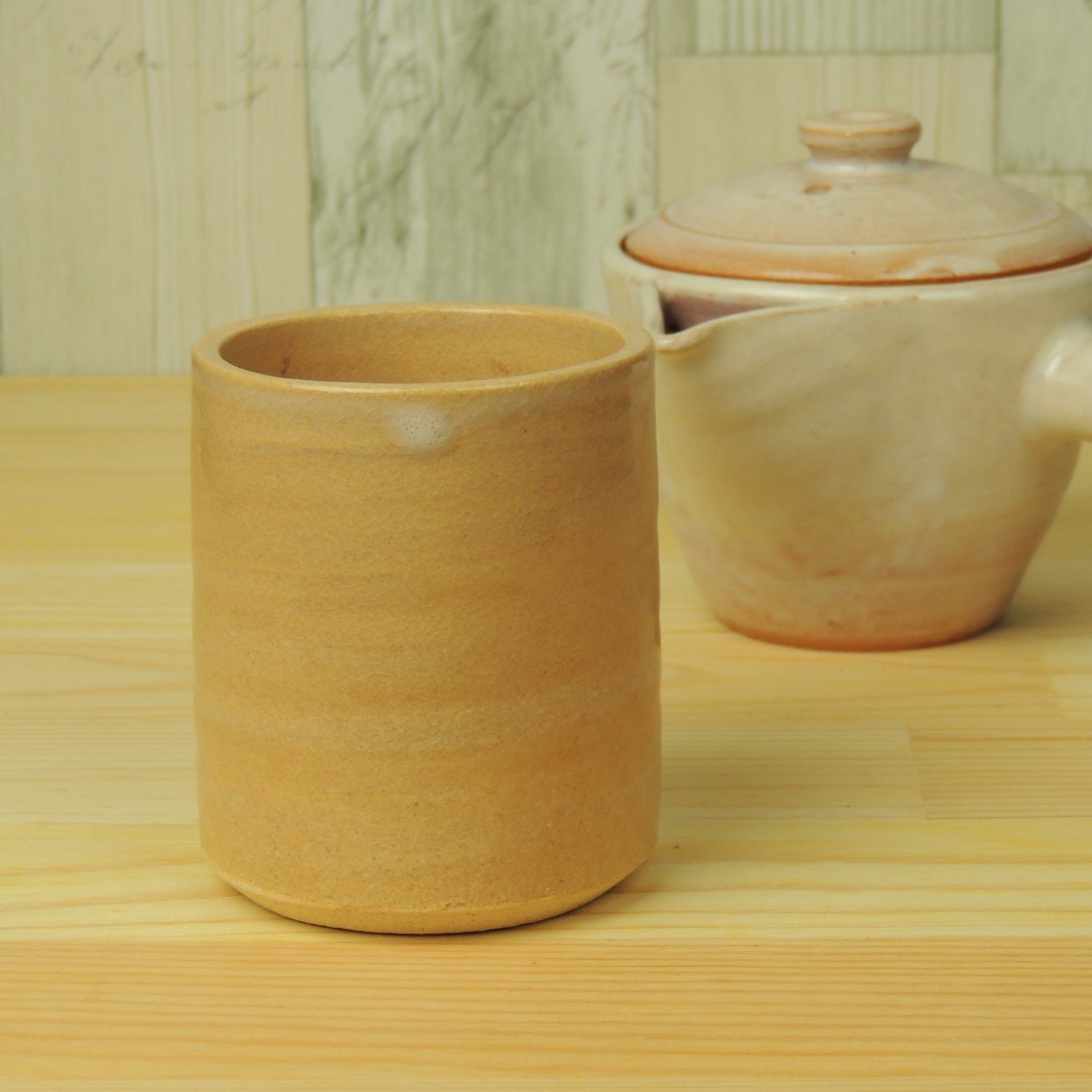 萩焼  土瓶と湯呑み九脚 セットにて 萩焼 原 節夫 作 白萩 湯呑み | うつわ通販 土岐陶器店 / ONLINE