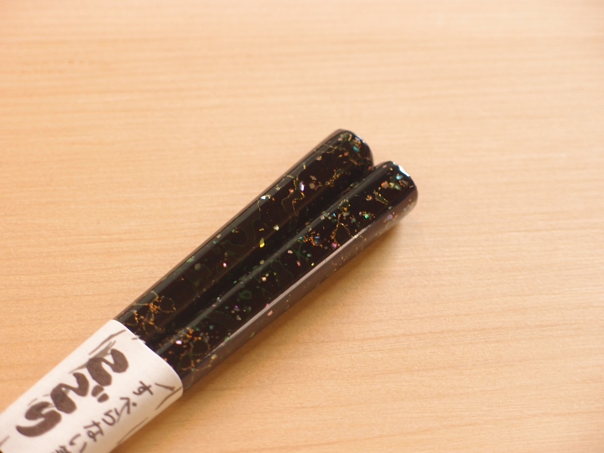 【すべらない箸】こごり 唐塗 貝蒔 黒|津軽塗たなか 店