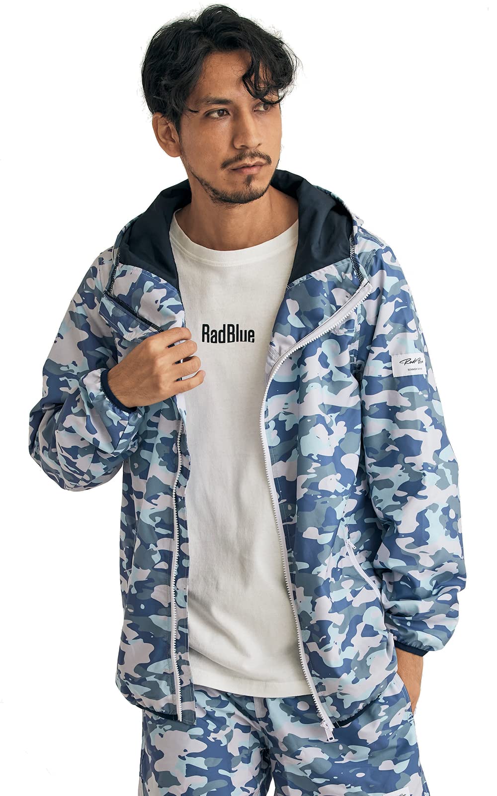[RadBlue] ラッドブルー メンズ マウンテンパーカー 【CAMO】 迷彩柄 撥水加工 ランニングウェア ライトアウター レインコート 色柄豊富｜つかさストア