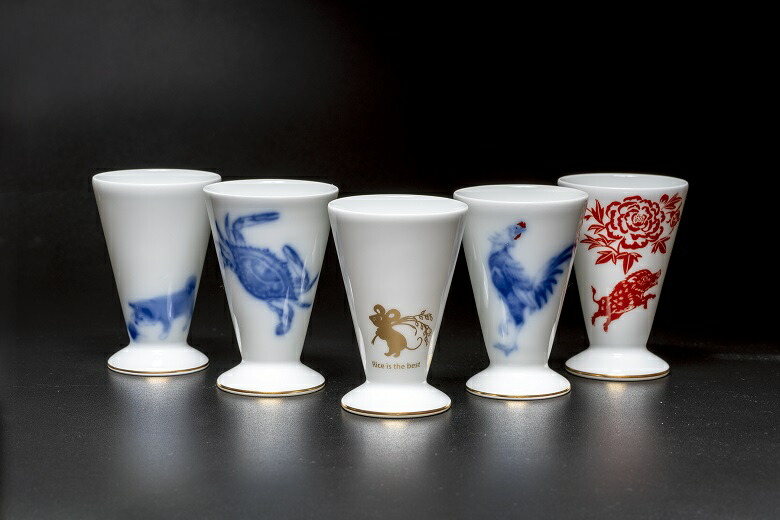 487 大倉陶園　十二支　小皿　皿立て付き　巳1    戌2 未使用 未使用】12枚セット 大倉陶園 干支 十二支 豆皿 非売品 小皿